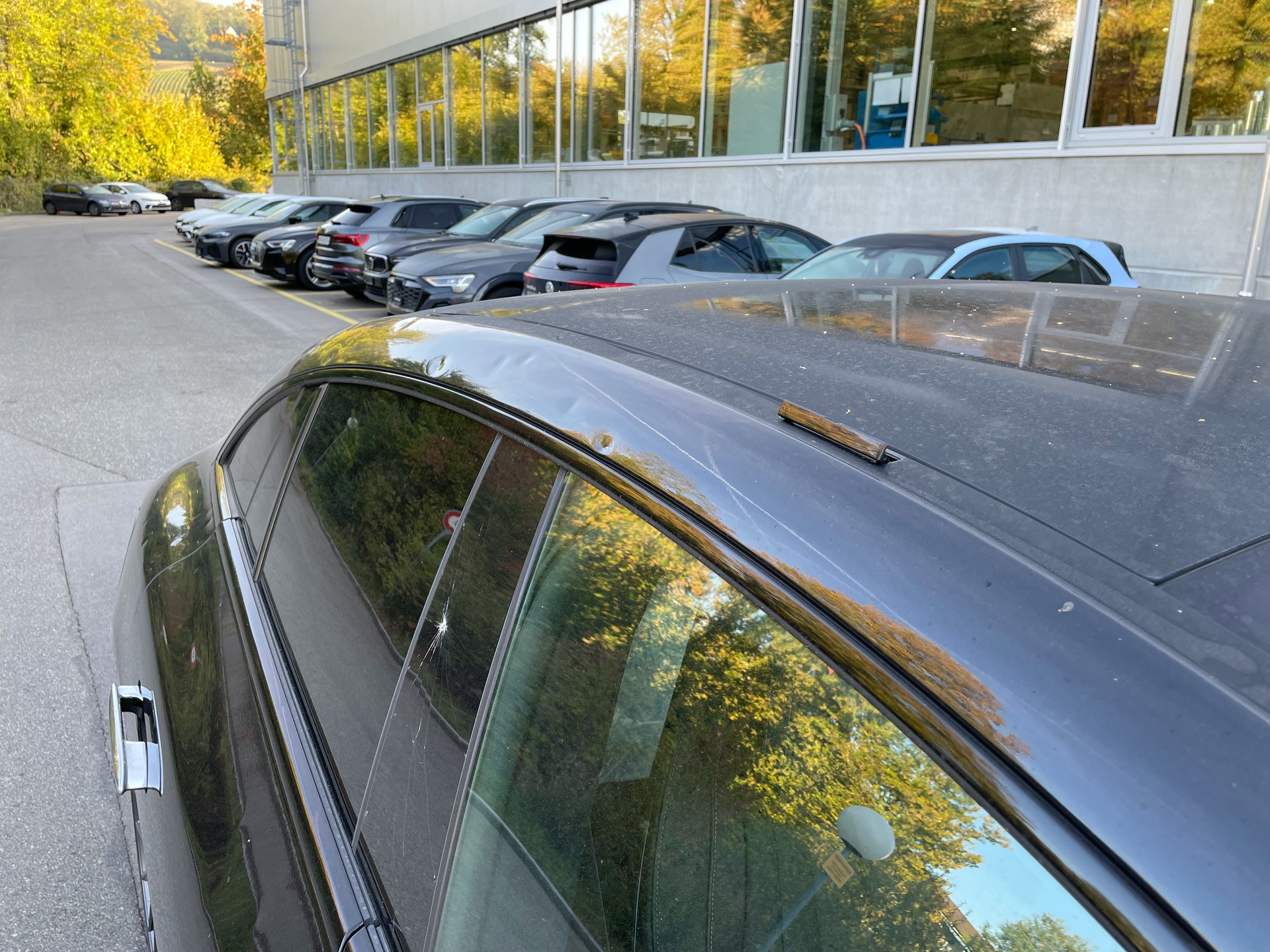 MERCEDES-BENZ EQE 500 4 Matic-image-16