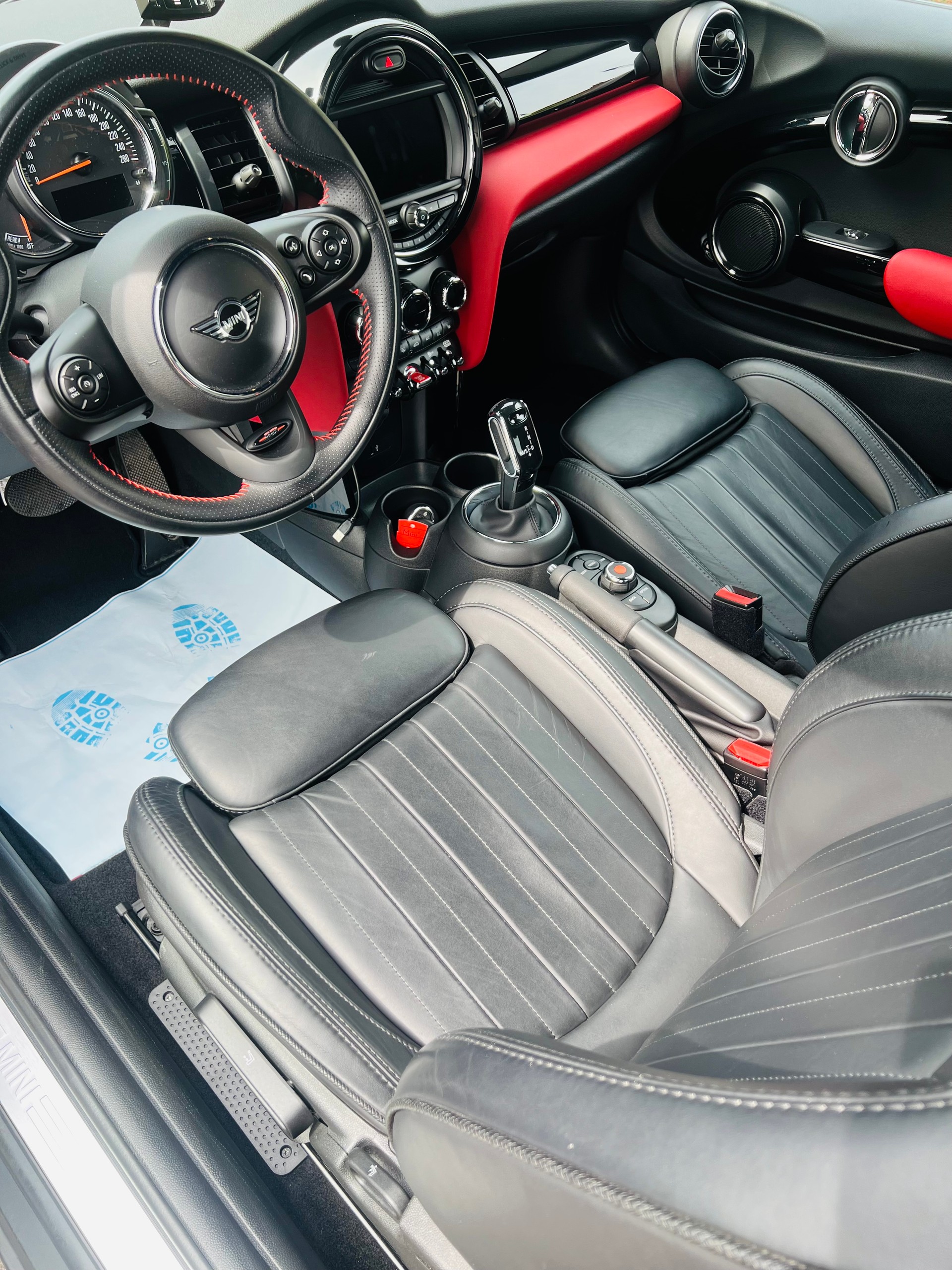 MINI F56 Blackyard Edition-image-9