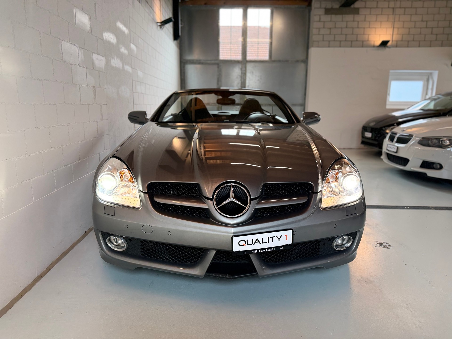 MERCEDES-BENZ SLK 350 2Look 7G-Tronic-showroom-element-1