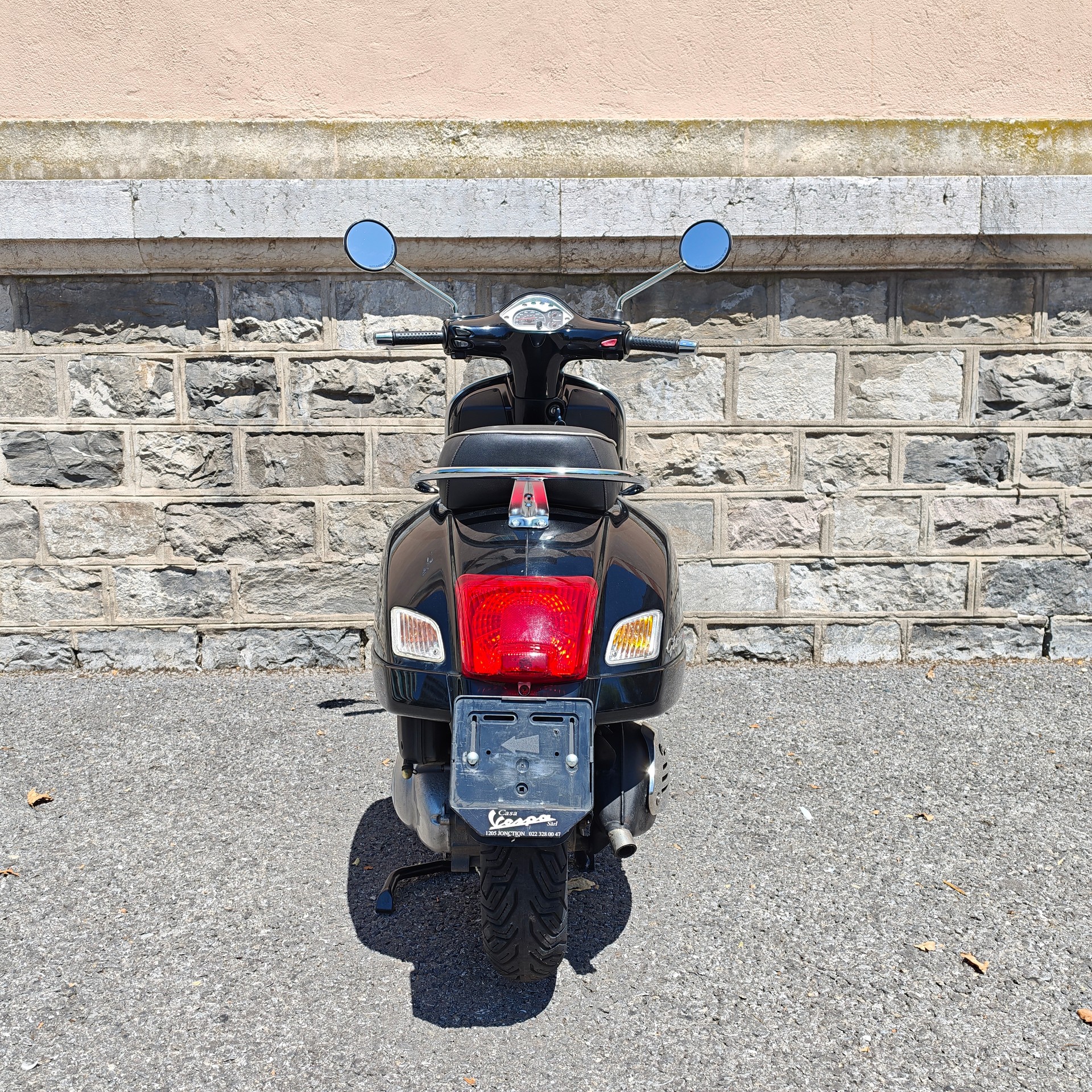 PIAGGIO Vespa GTS Super 300 i.e-image-2