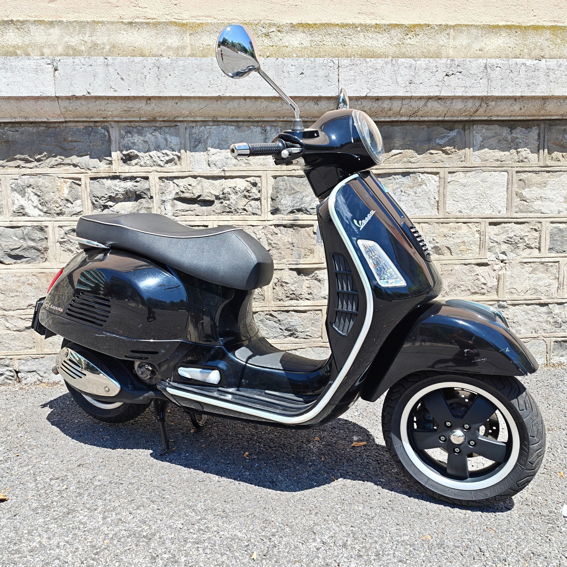 PIAGGIO Vespa GTS Super 300 i.e-image-0