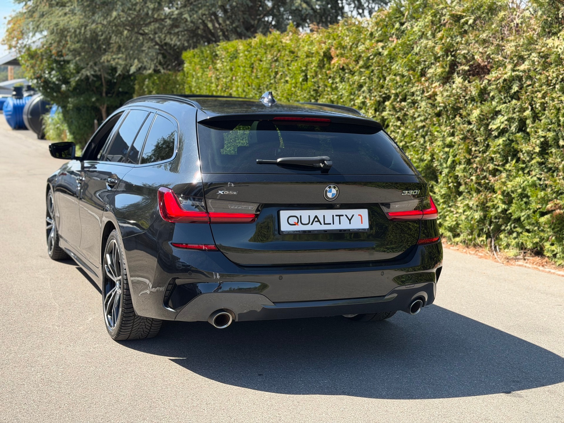 BMW 330i Touring xDrive Pure M Sport Steptronic-showroom-element-3