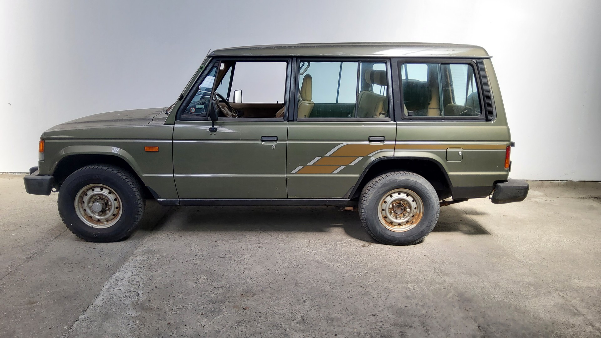 MITSUBISHI Pajero 2.5 TD Wagon-image-5
