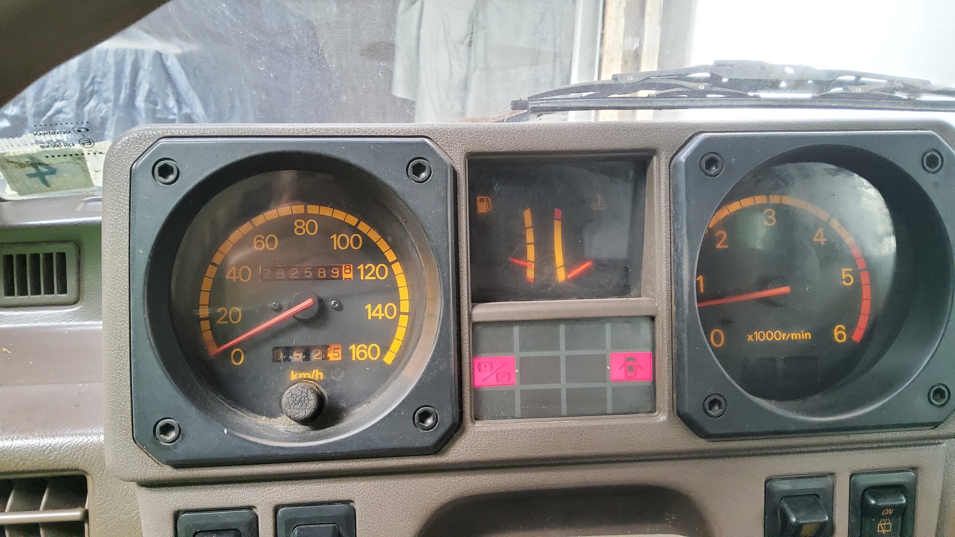 MITSUBISHI Pajero 2.5 TD Wagon-image-8