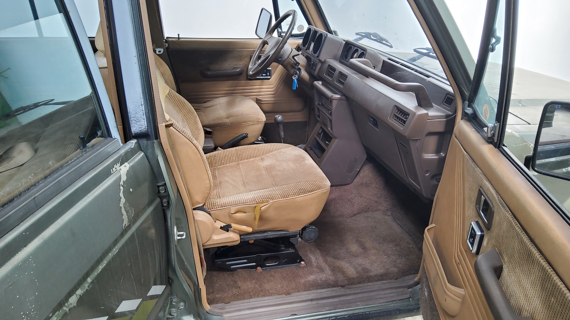 MITSUBISHI Pajero 2.5 TD Wagon-image-16