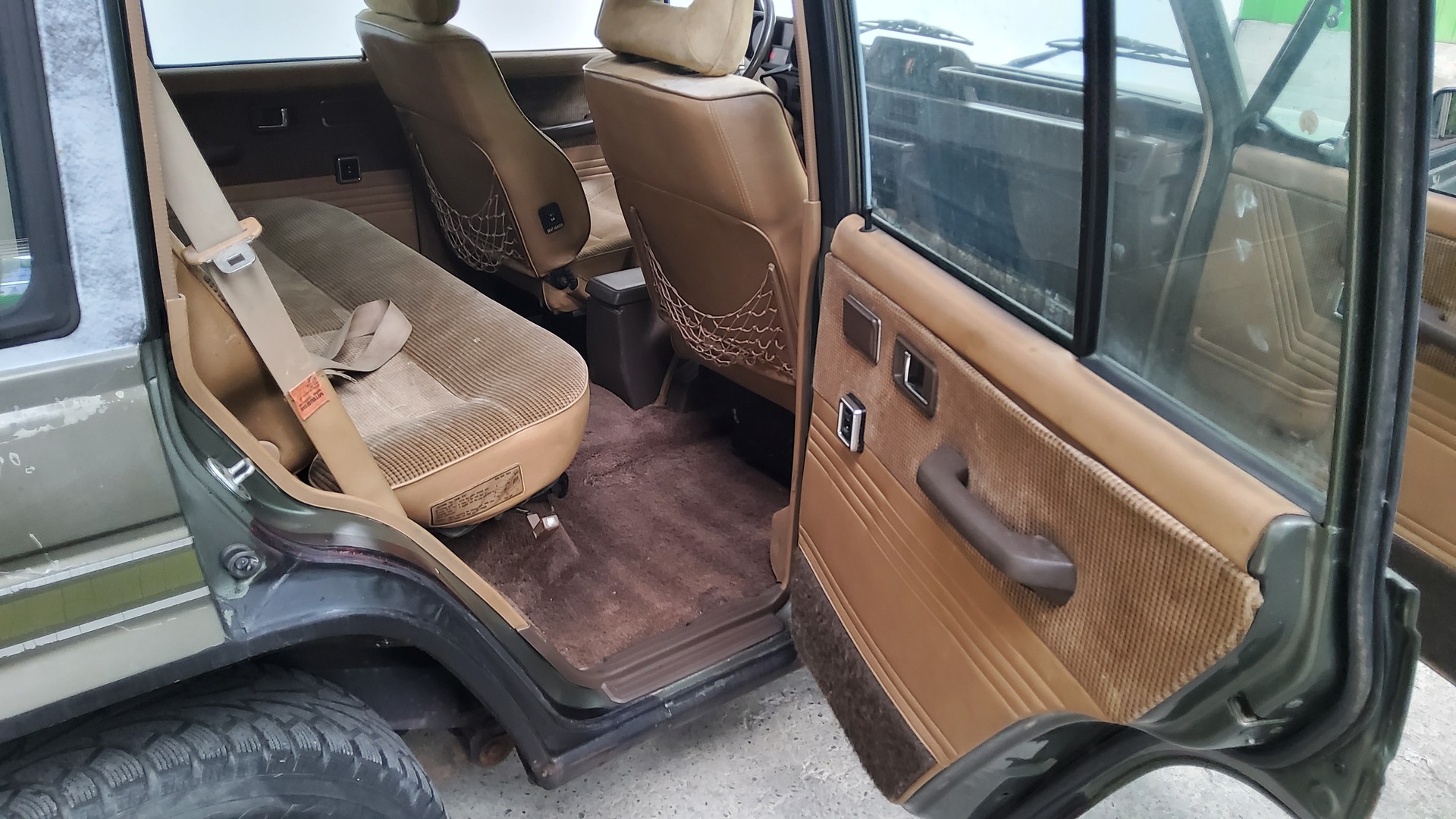 MITSUBISHI Pajero 2.5 TD Wagon-image-17
