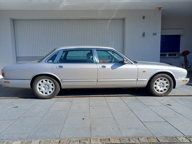 DAIMLER 4.0
