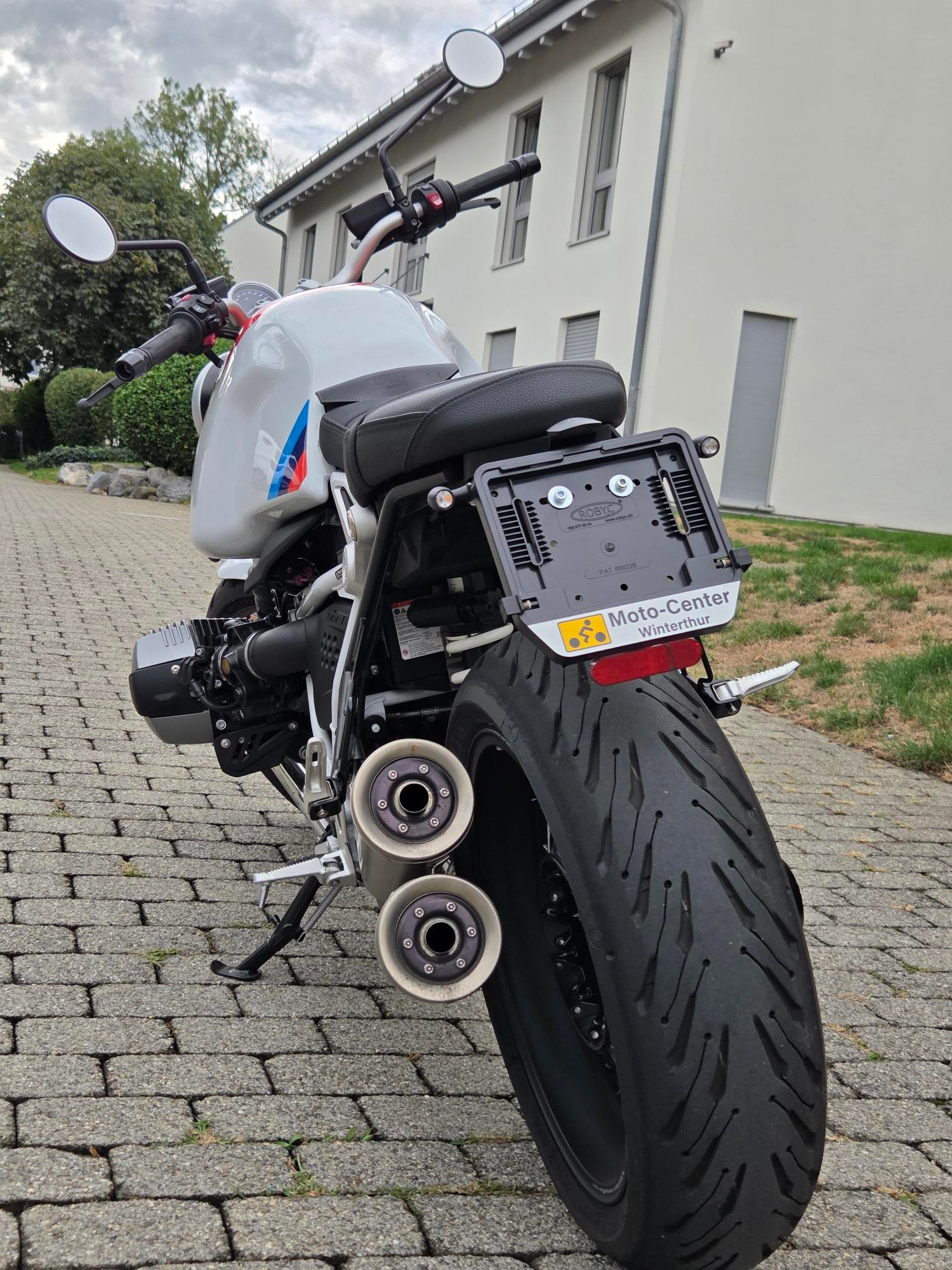 BMW R nineT Pure-image-4