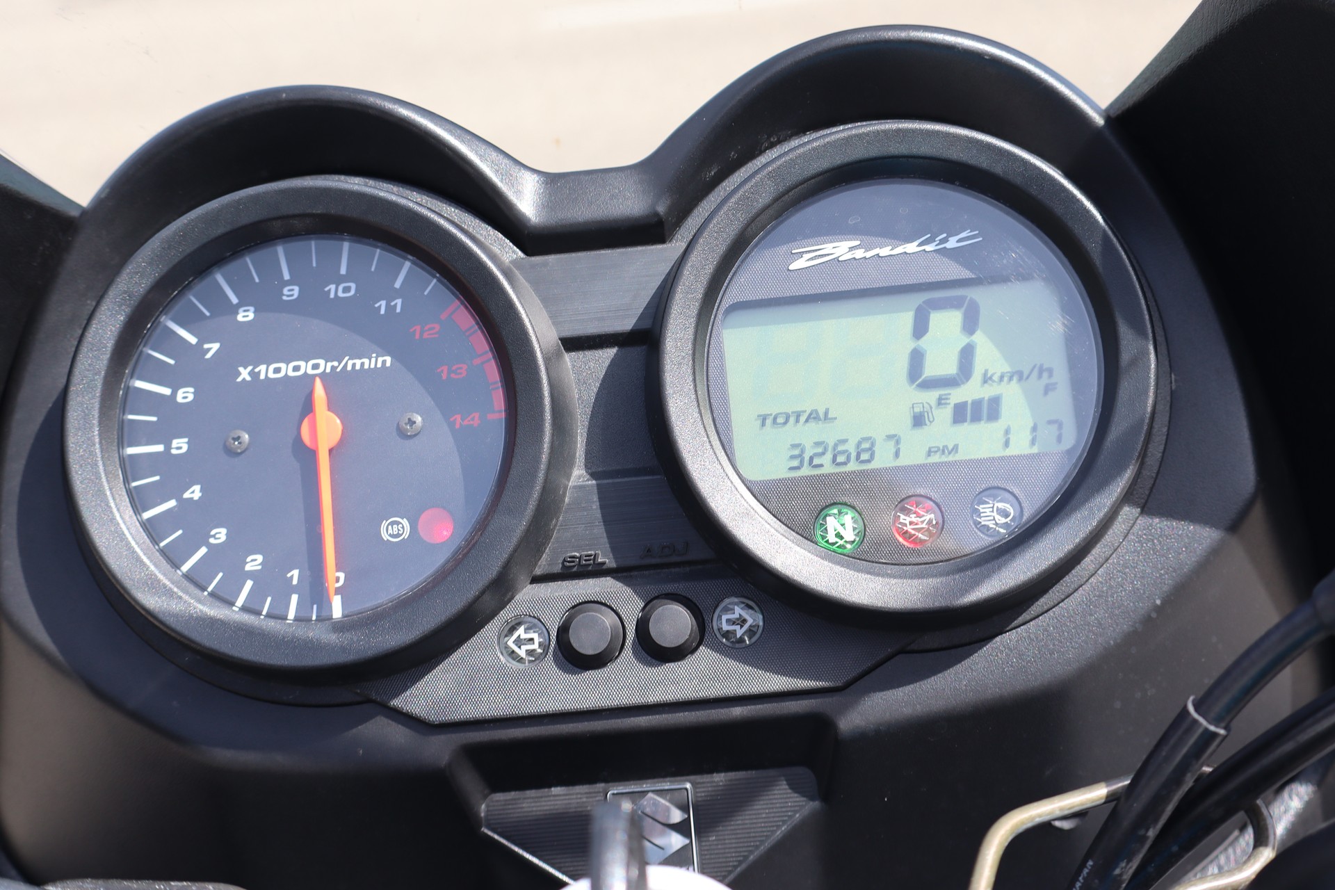 SUZUKI GSF 650 S Bandit ABS-image-6