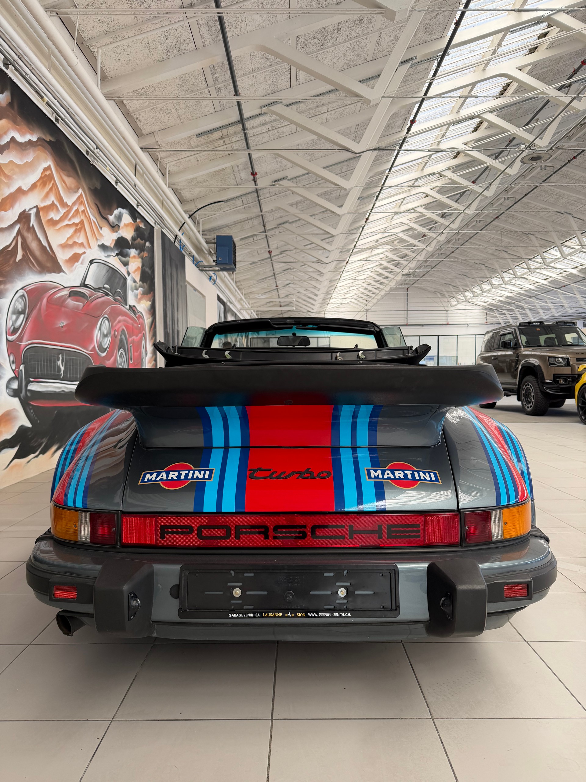 PORSCHE 911 SC Cabrio-showroom-element-3