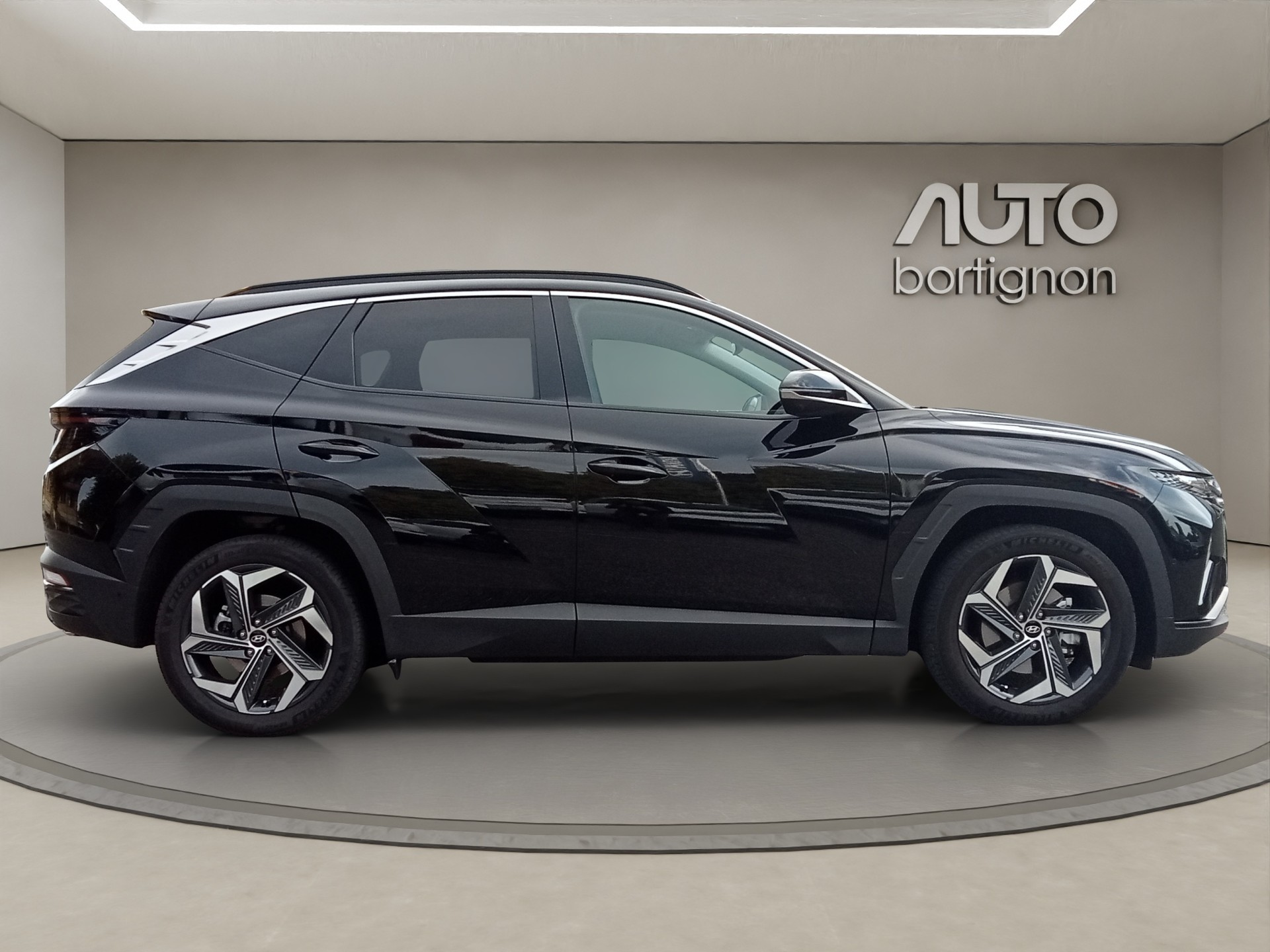 HYUNDAI Tucson 1.6 TGDI HEV Vertex 4WD-showroom-element-3