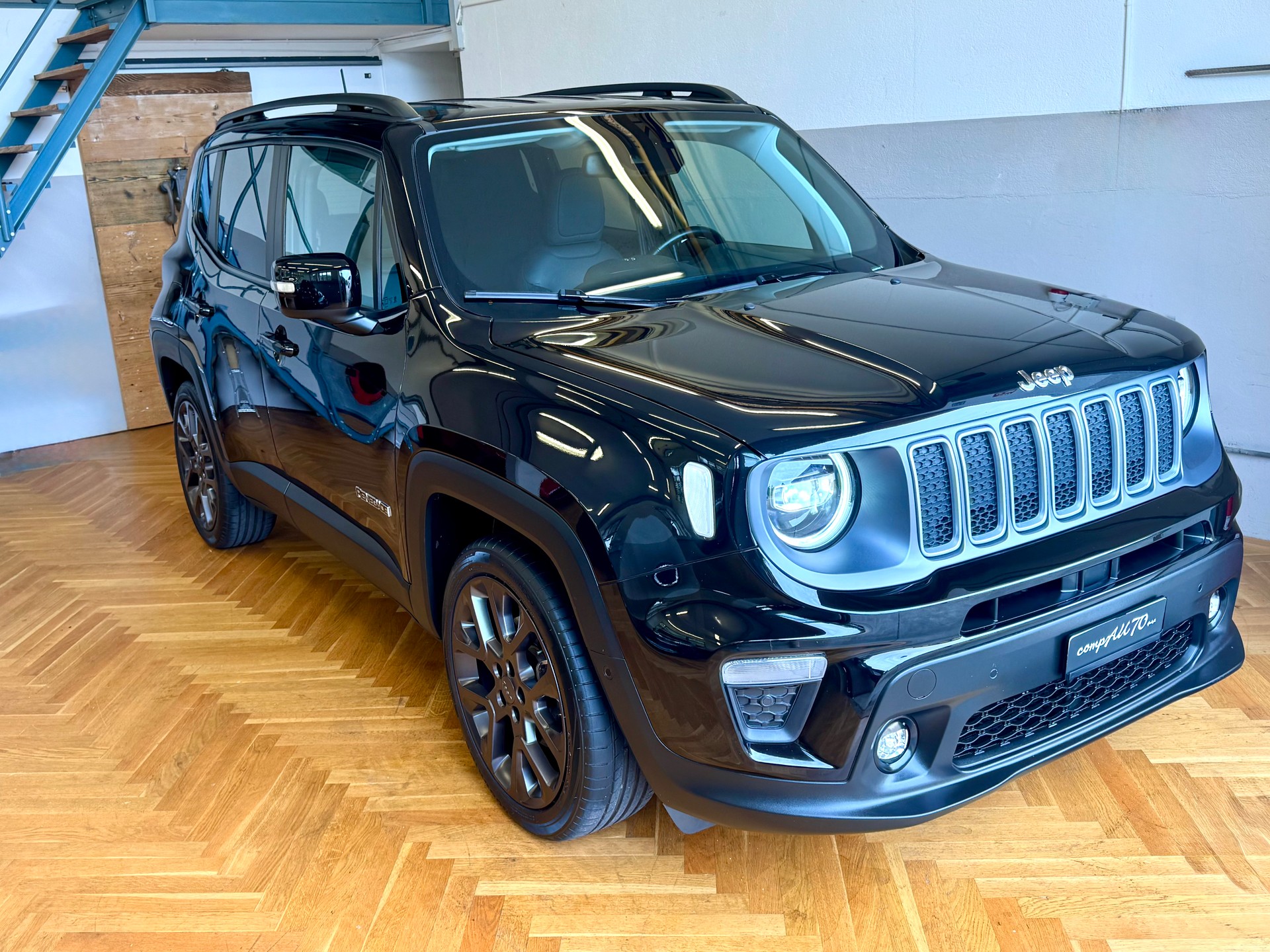JEEP Renegade 1.5 MHEV Swiss Limited Plus-showroom-element-2