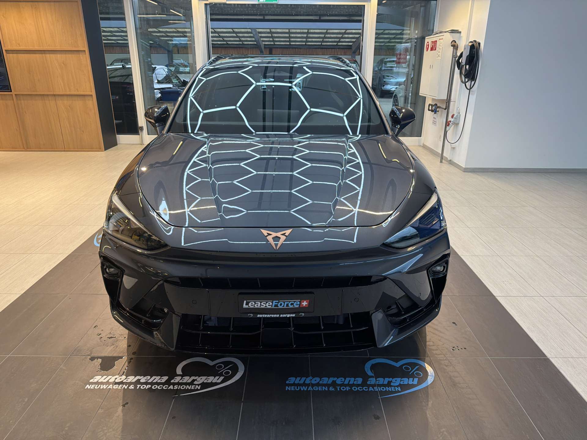 CUPRA LEON ST 1.5 eTSi DSG-Automat-image-10