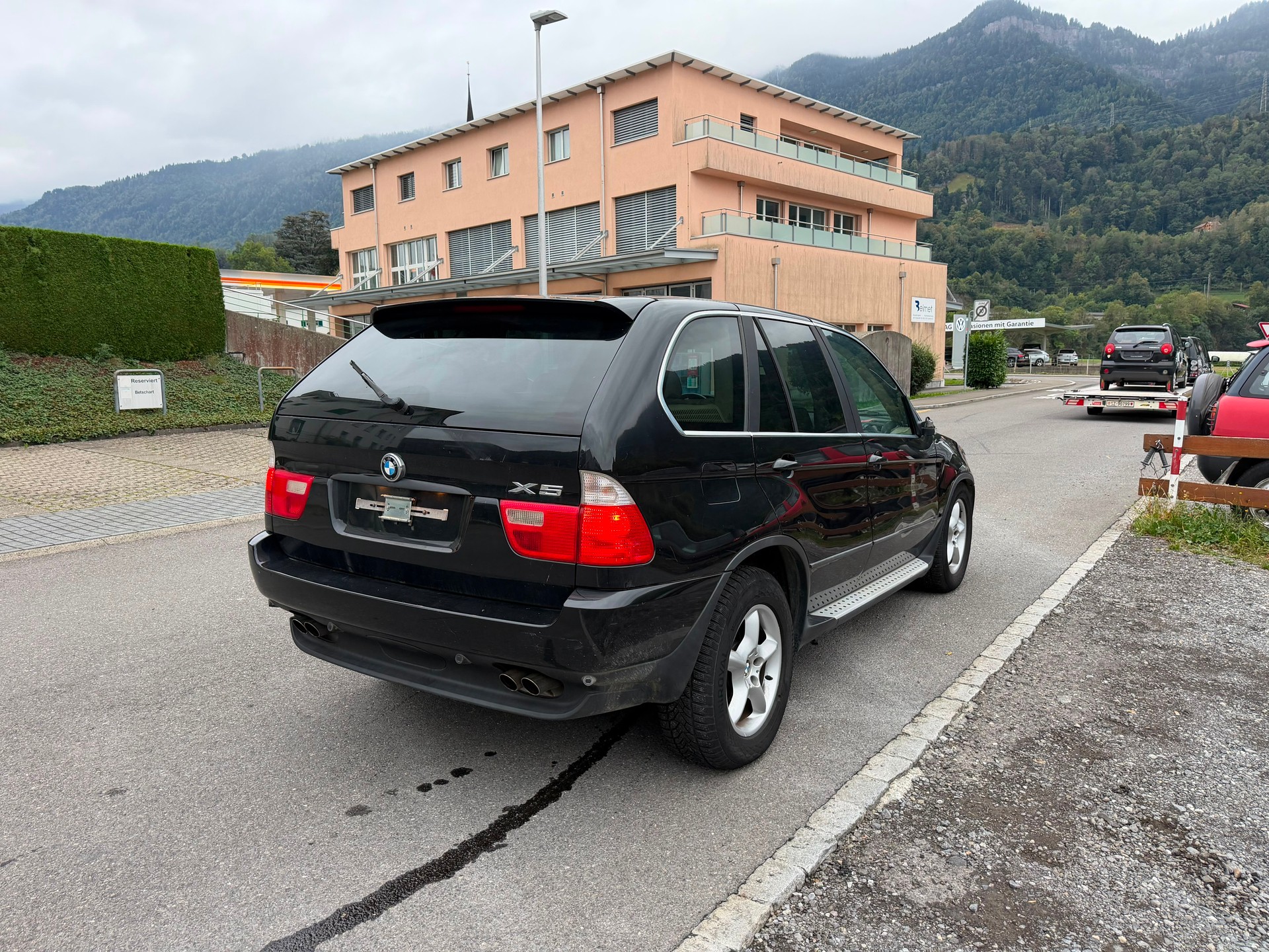 BMW X5 4.4i-showroom-element-2
