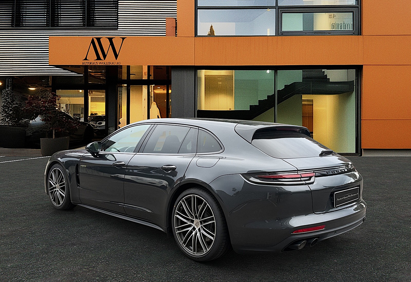 PORSCHE Panamera Sport Turismo 2.9 V6 4 E-Hybrid / CH Auslieferung - Top Ausstattung-showroom-element-3