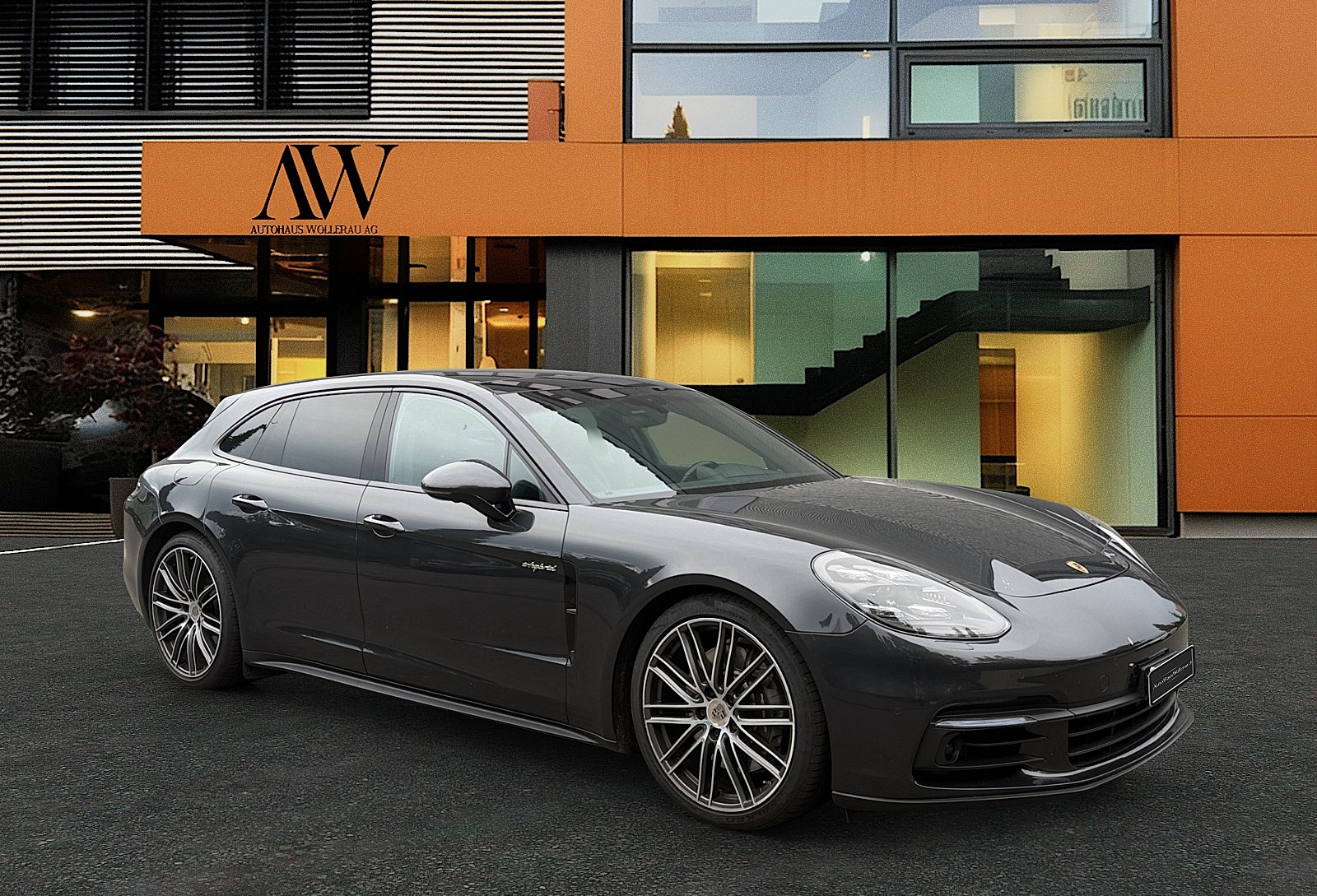 PORSCHE Panamera Sport Turismo 2.9 V6 4 E-Hybrid / CH Auslieferung - Top Ausstattung-image-7
