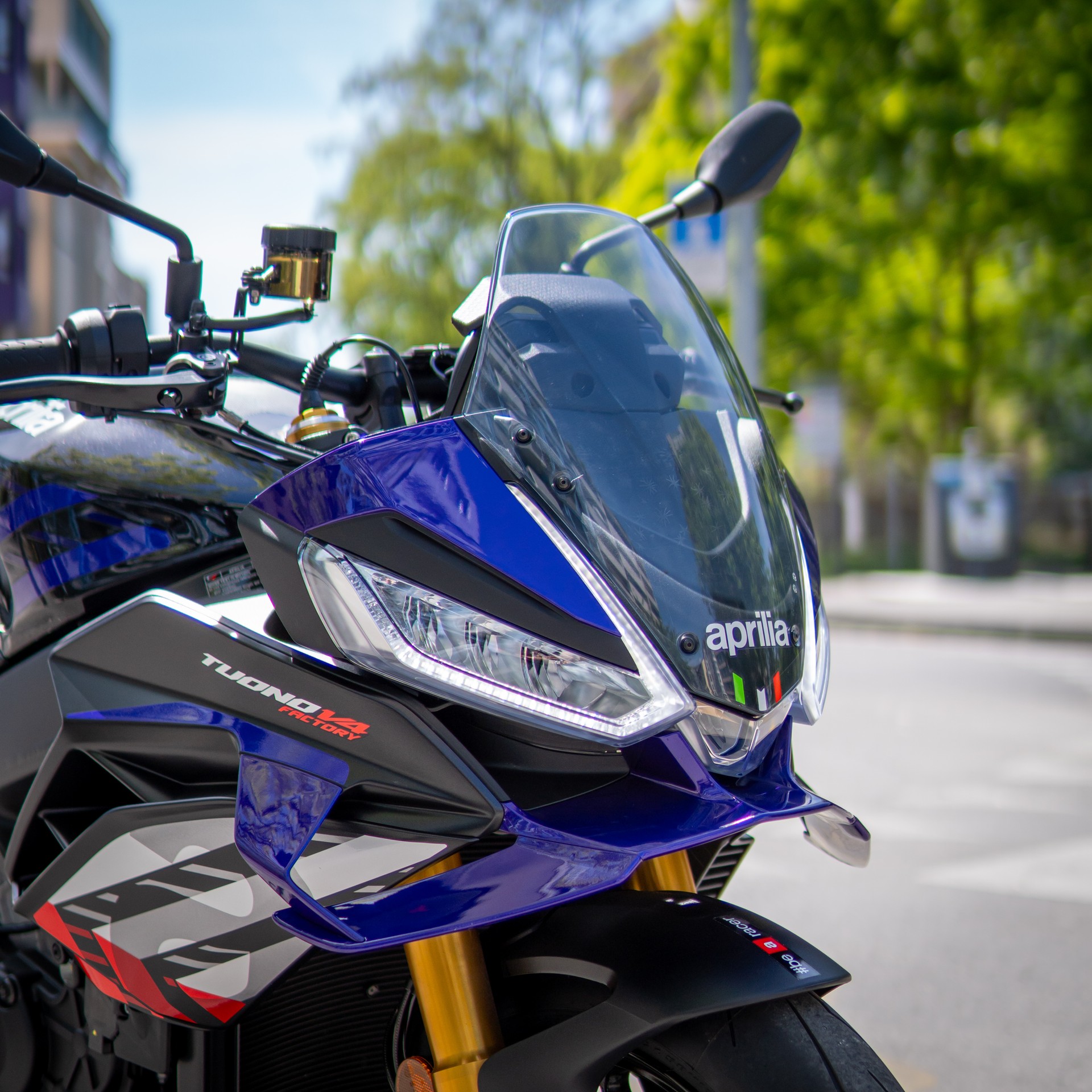 APRILIA Tuono V4 1100 E5+ Factory-image-3