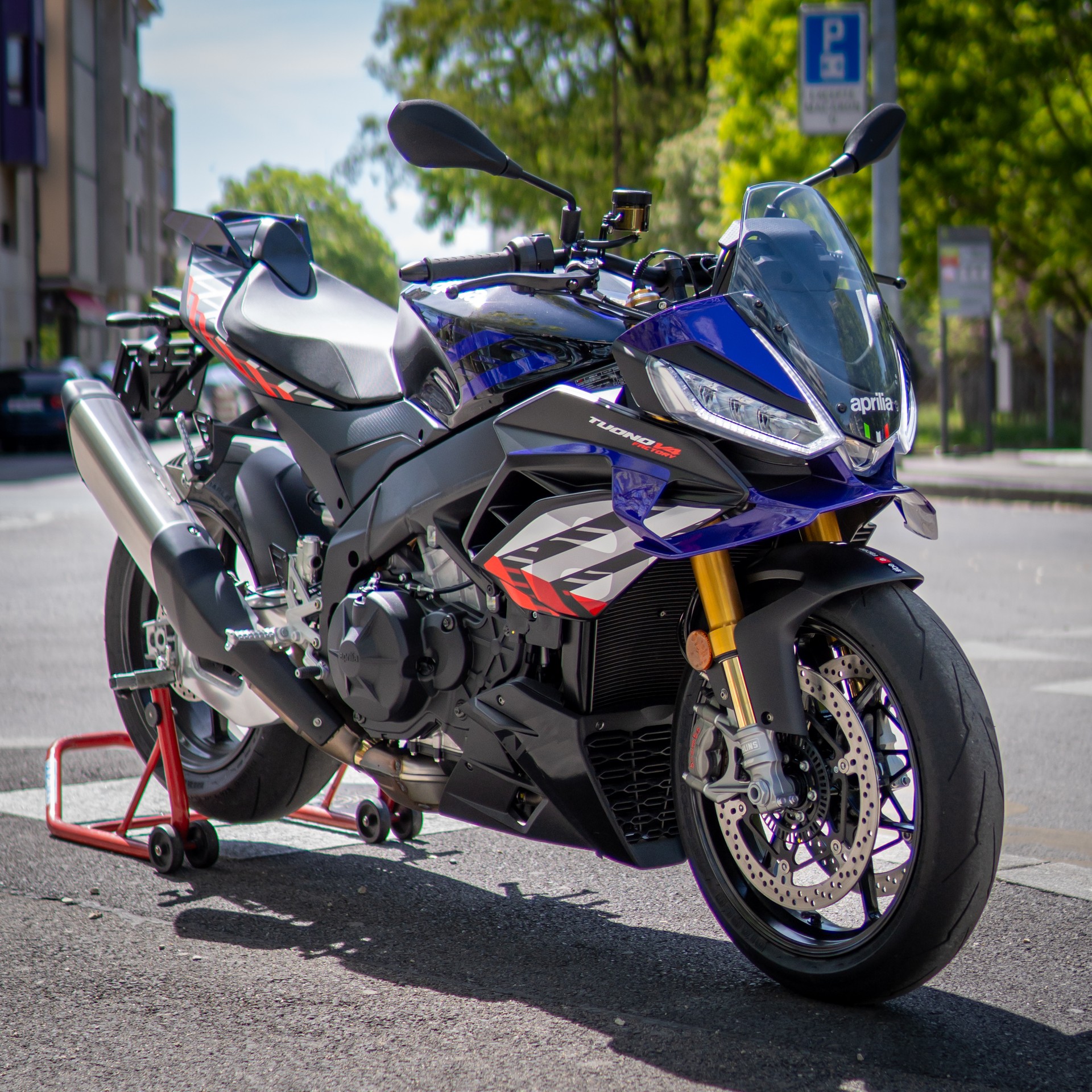 APRILIA Tuono V4 1100 E5+ Factory-image-1