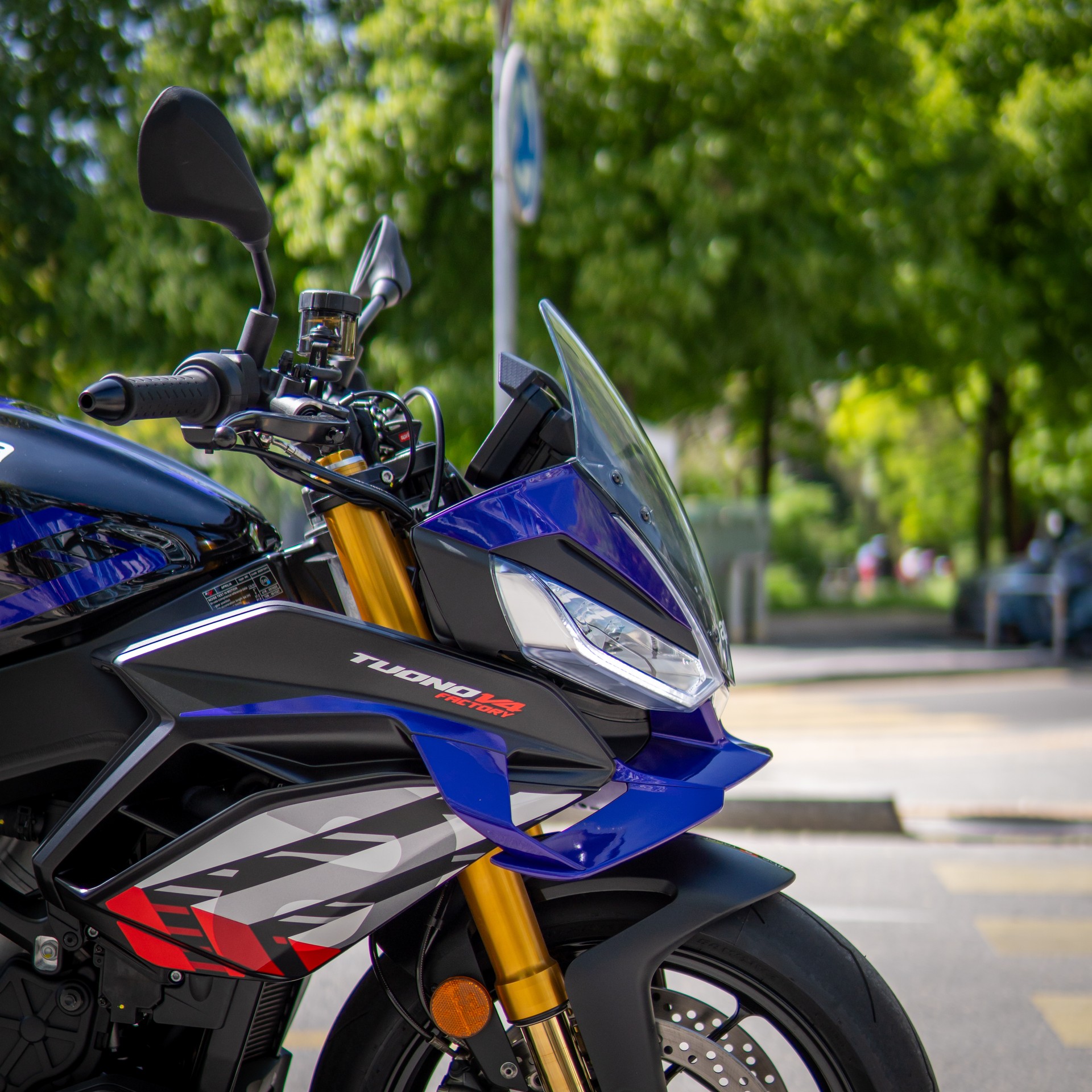 APRILIA Tuono V4 1100 E5+ Factory-image-4