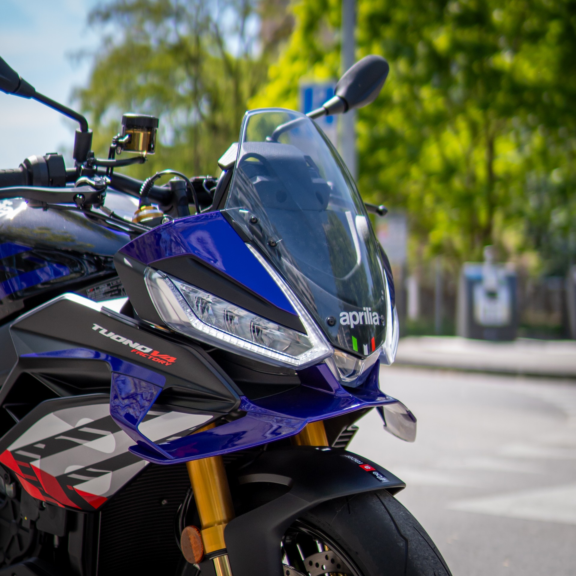 APRILIA Tuono V4 1100 E5+ Factory-image-10