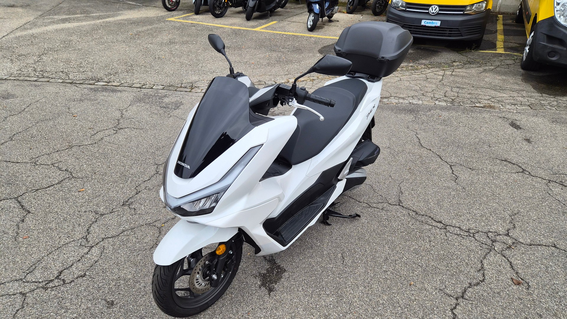 HONDA PCX 125-image-8