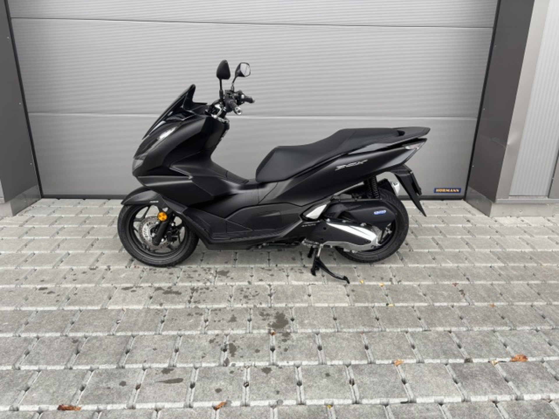 HONDA PCX 125-image-2