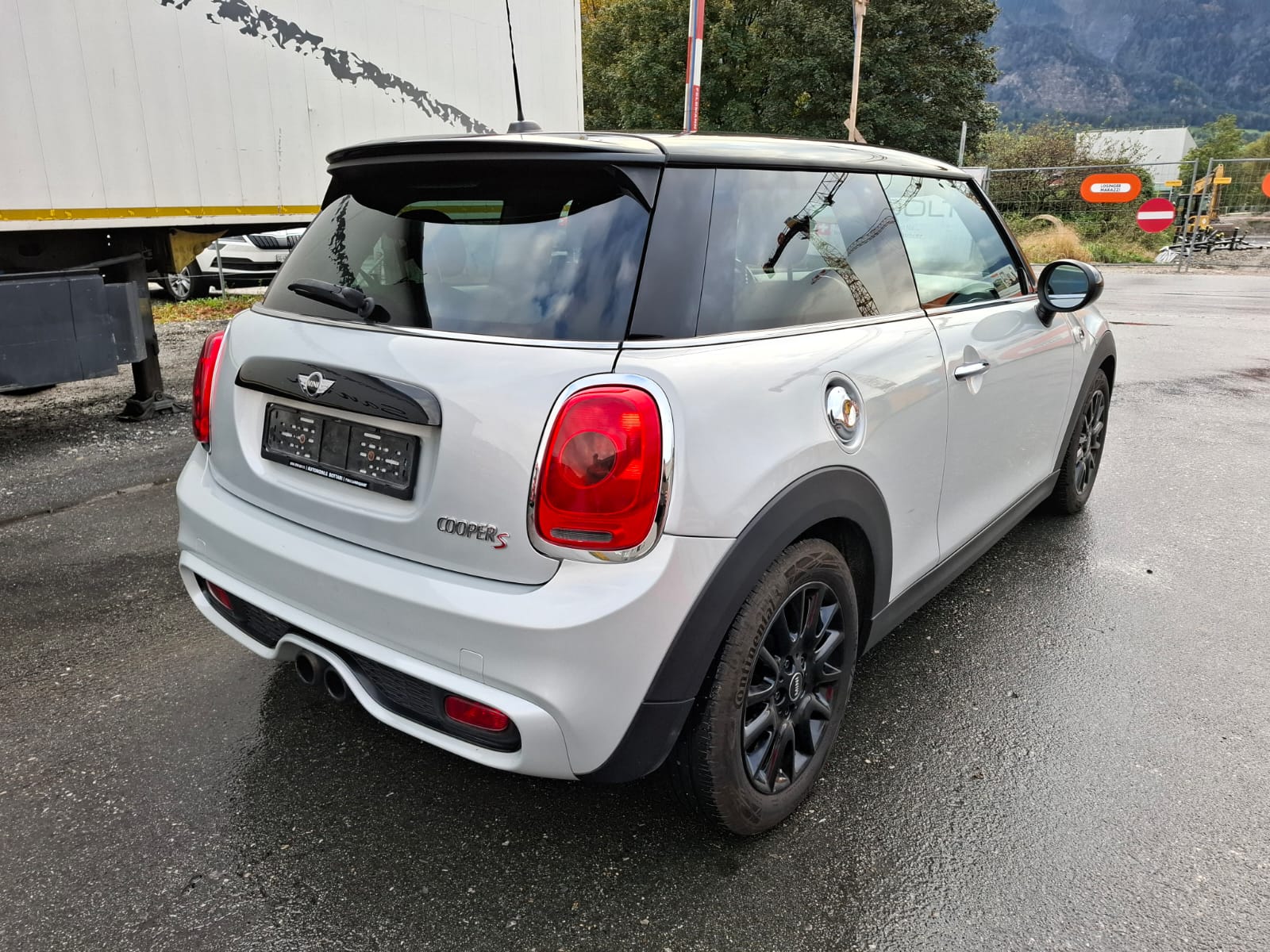 MINI Mini Cooper S Steptronic-image-4
