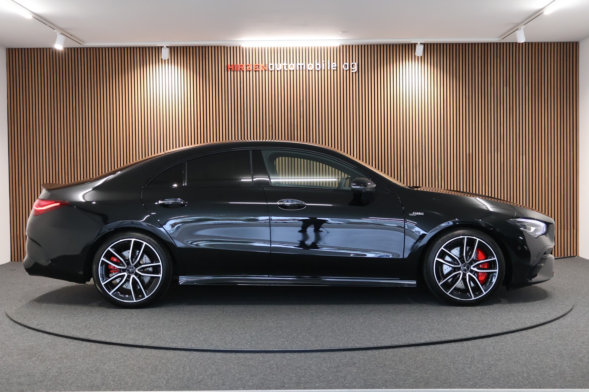 MERCEDES-BENZ CLA 35 AMG 4Matic 8G-DCT-image-5