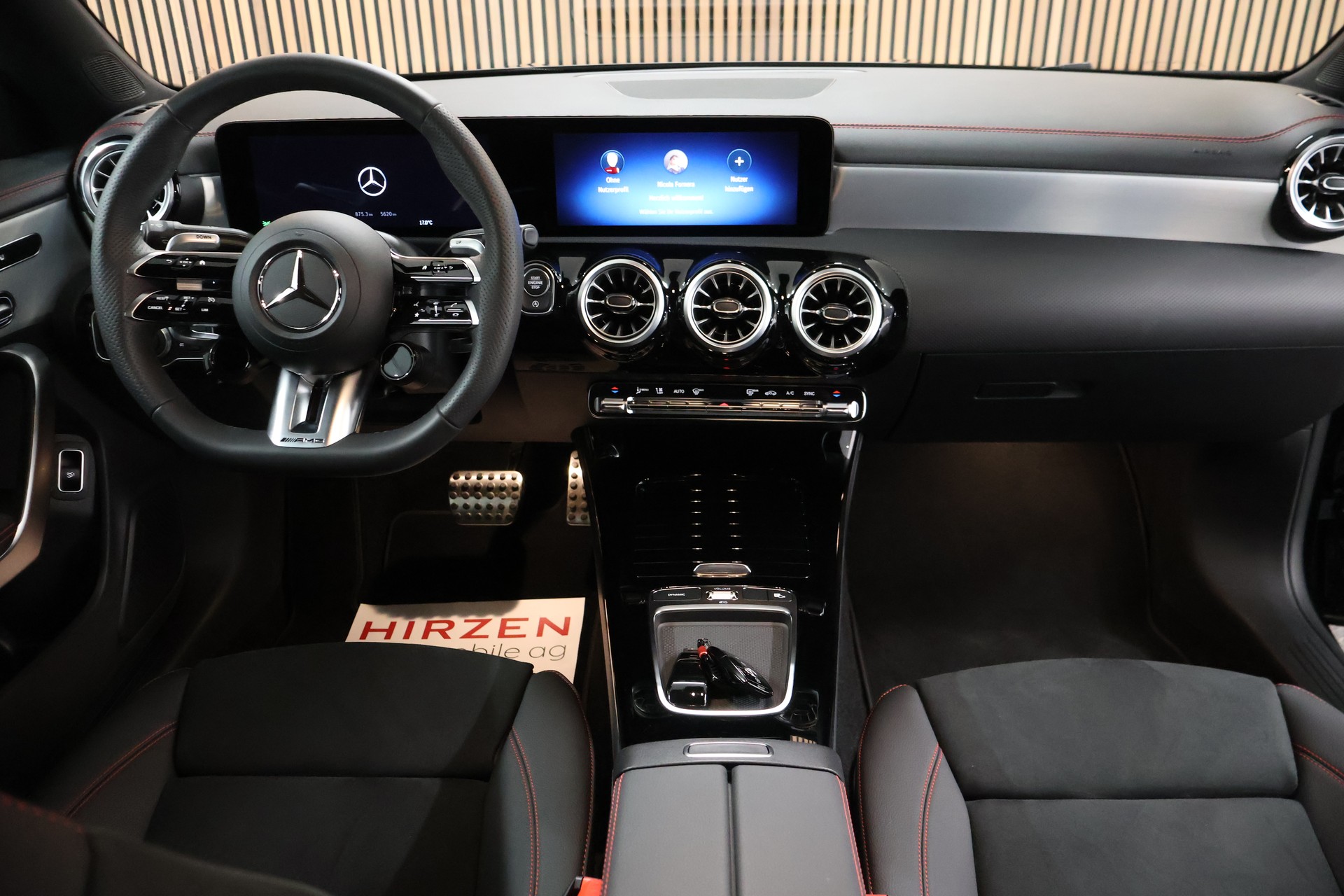 MERCEDES-BENZ CLA 35 AMG 4Matic 8G-DCT-image-16