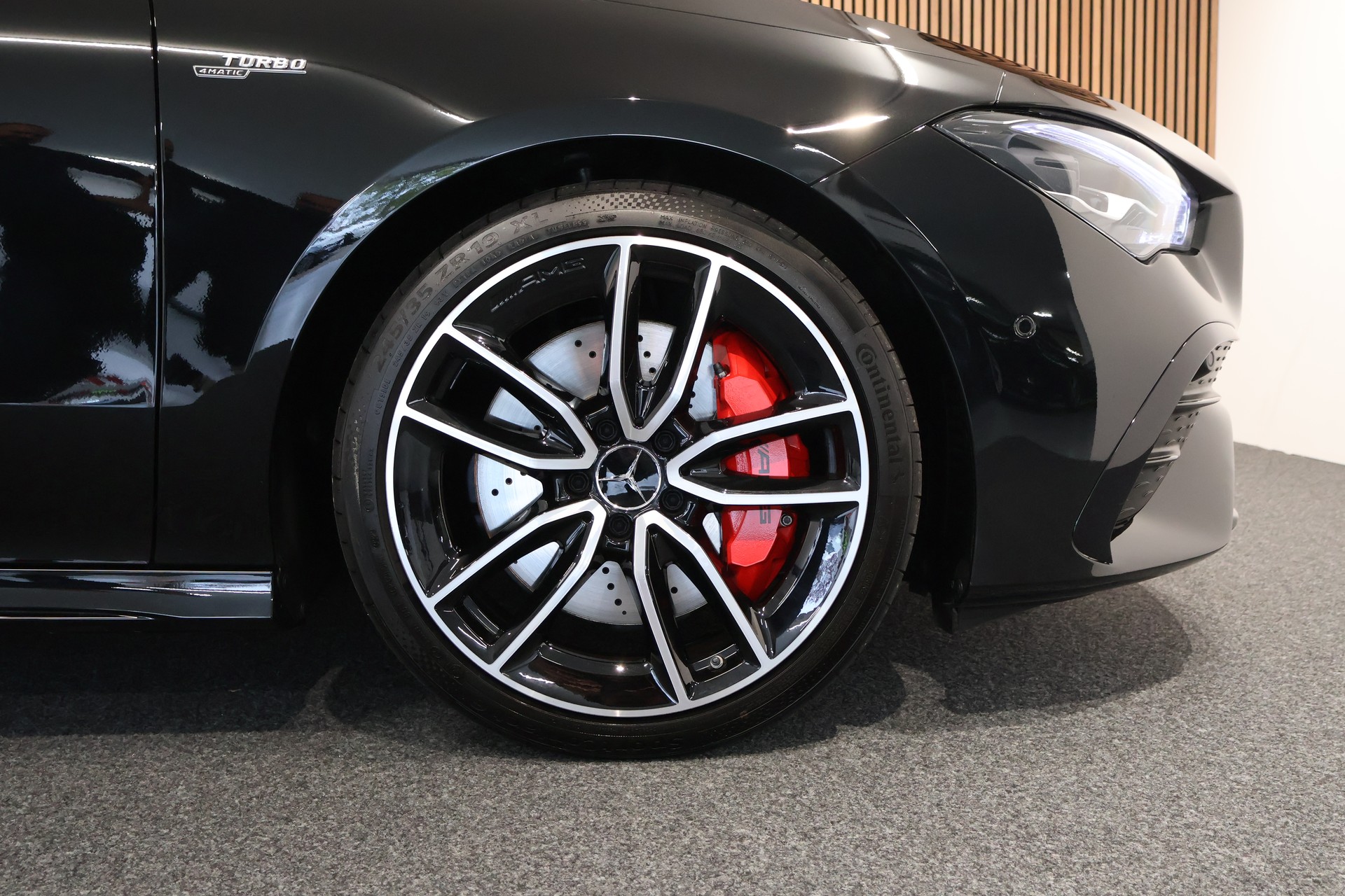 MERCEDES-BENZ CLA 35 AMG 4Matic 8G-DCT-image-28