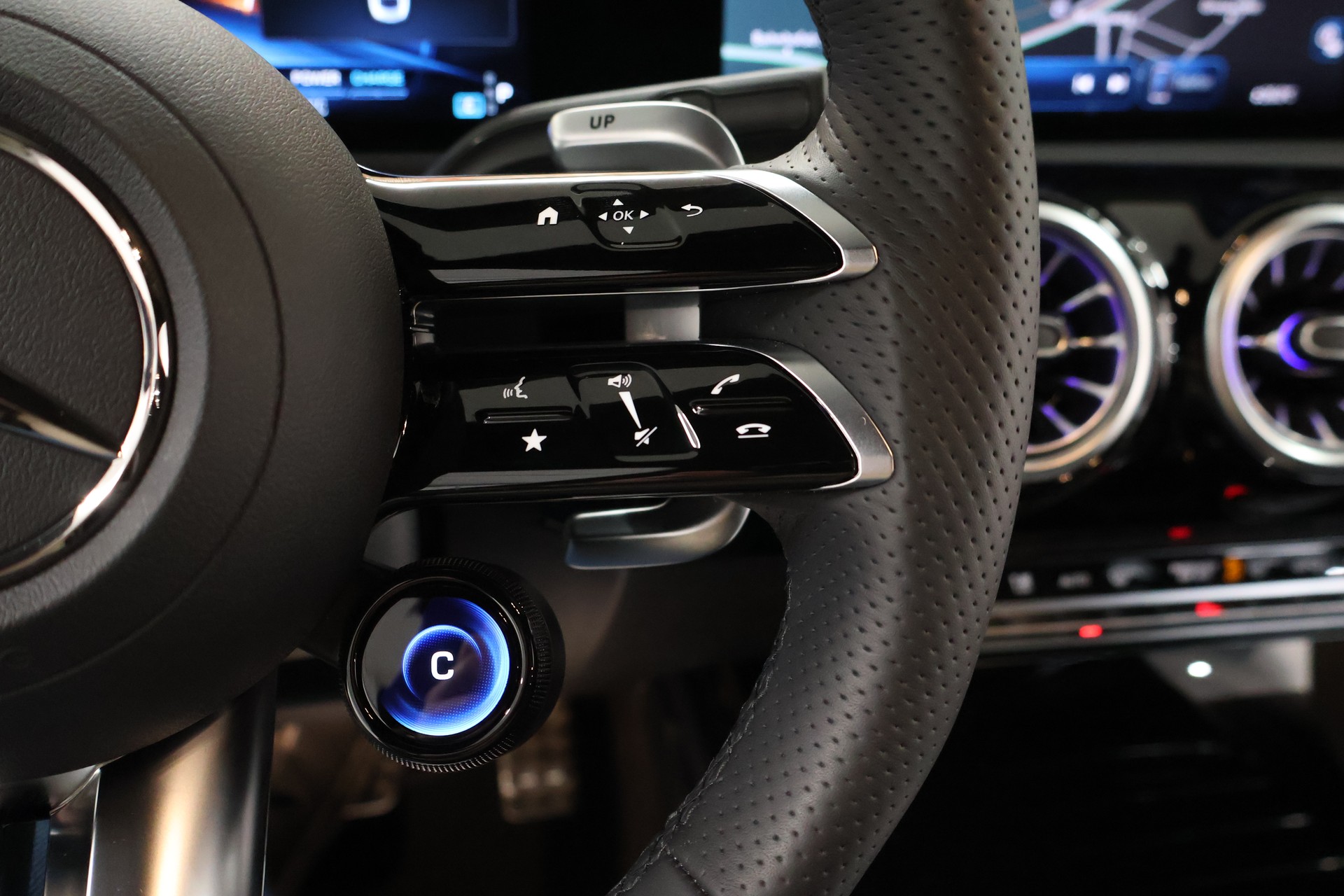 MERCEDES-BENZ CLA 35 AMG 4Matic 8G-DCT-image-26