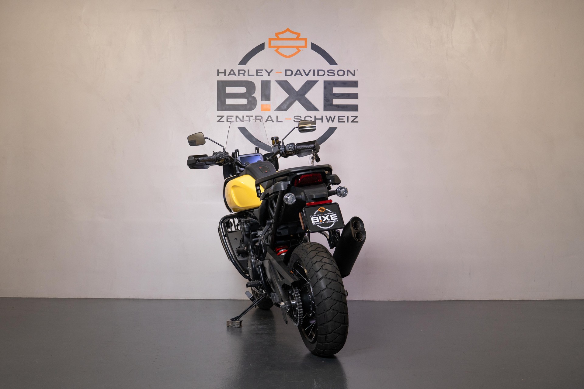 HARLEY-DAVIDSON RA Pan America 1250 Special-showroom-element-3