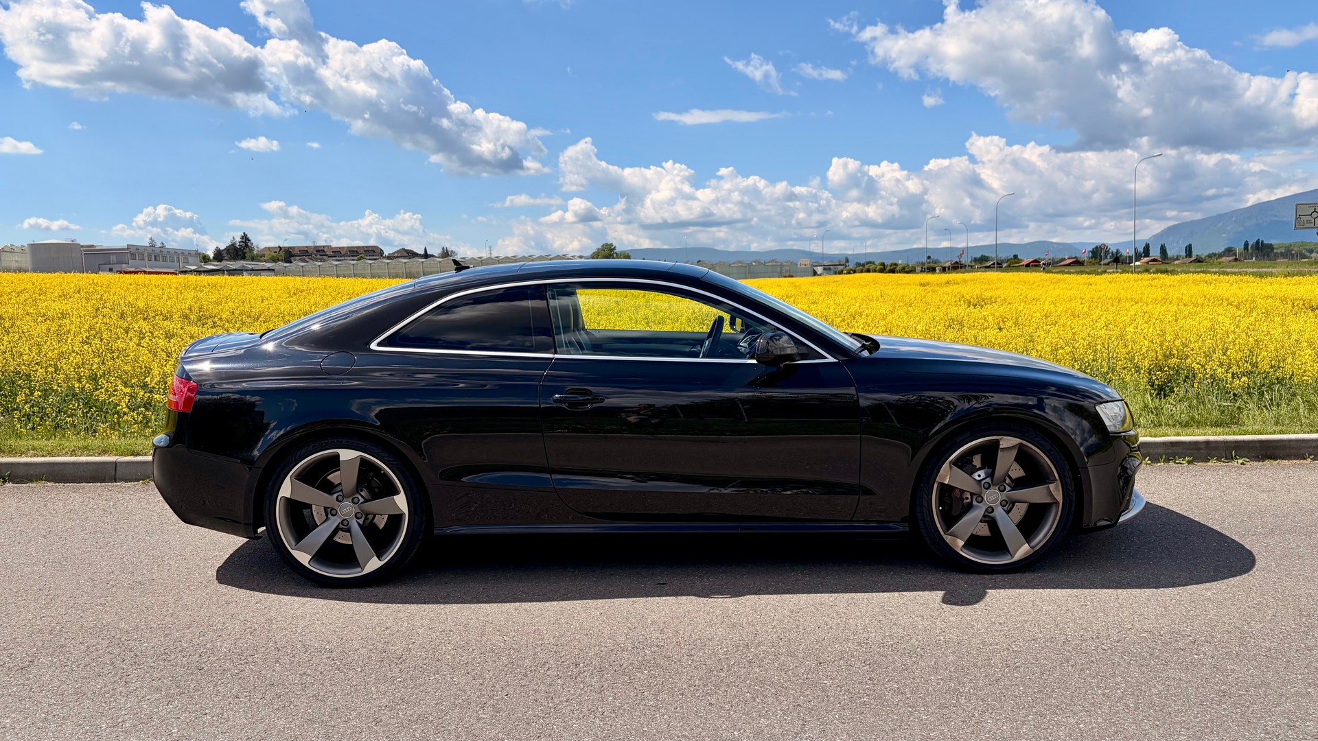 AUDI RS5 Coupé 4.2 FSI quattro S-tronic-image-2