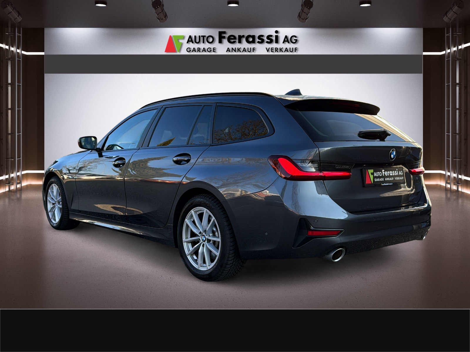 BMW 330i Touring xDrive Steptronic-showroom-element-3