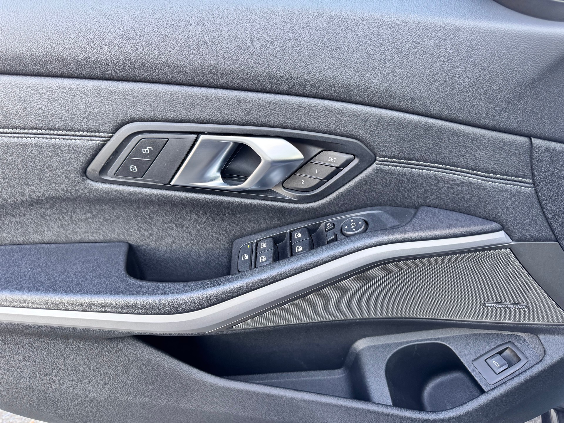 BMW 330i Touring xDrive Steptronic-image-17