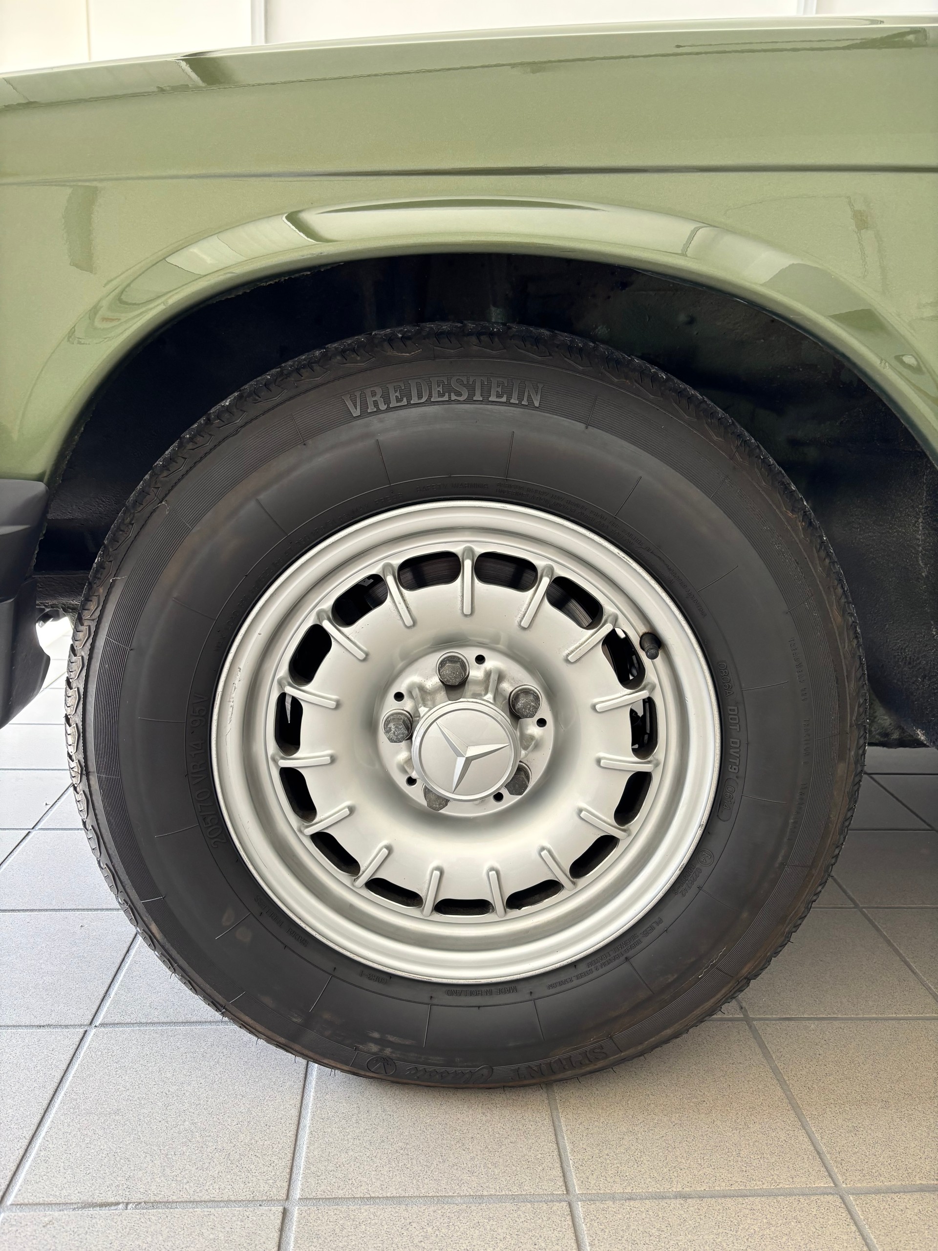 MERCEDES-BENZ 380 SL Automatic-image-8