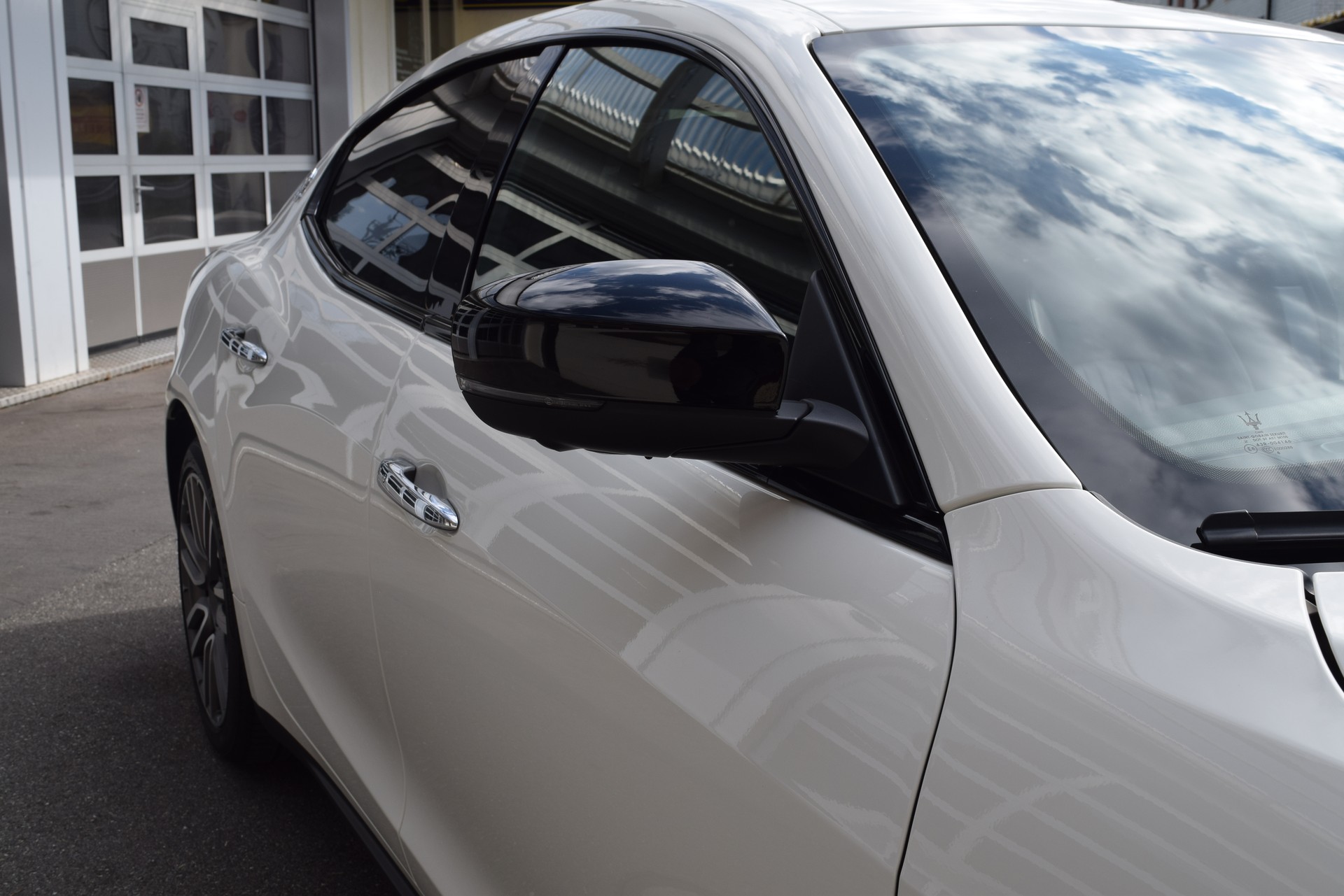 MASERATI Ghibli 3.0 V6 Automatica-image-9