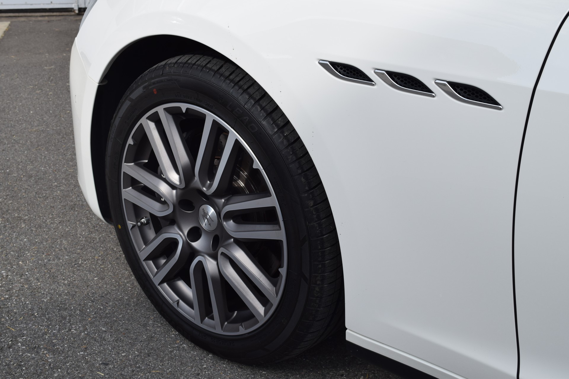 MASERATI Ghibli 3.0 V6 Automatica-image-6
