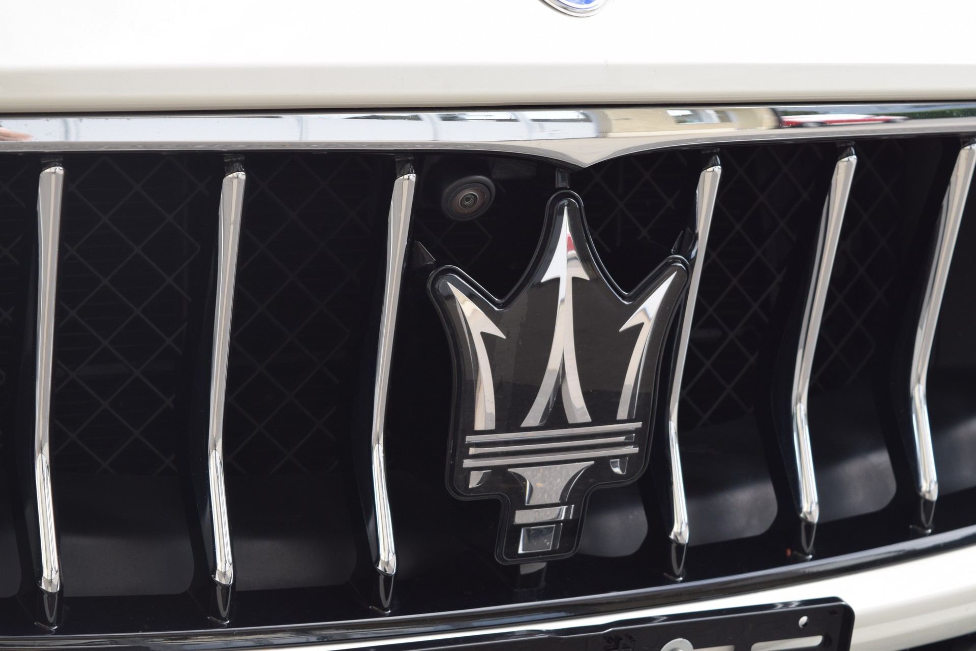 MASERATI Ghibli 3.0 V6 Automatica-image-15