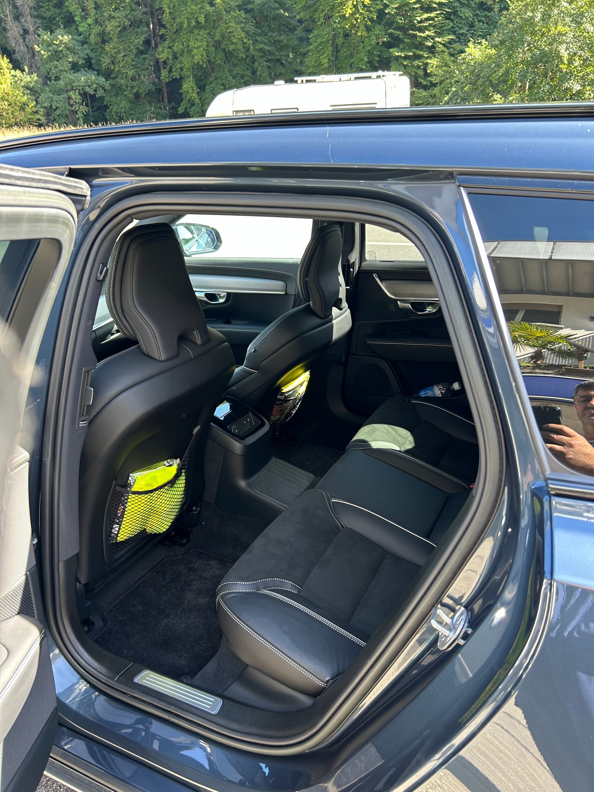 VOLVO V90 T8 eAWD Plug in Hybrid Plus Dark Geartronic-image-10