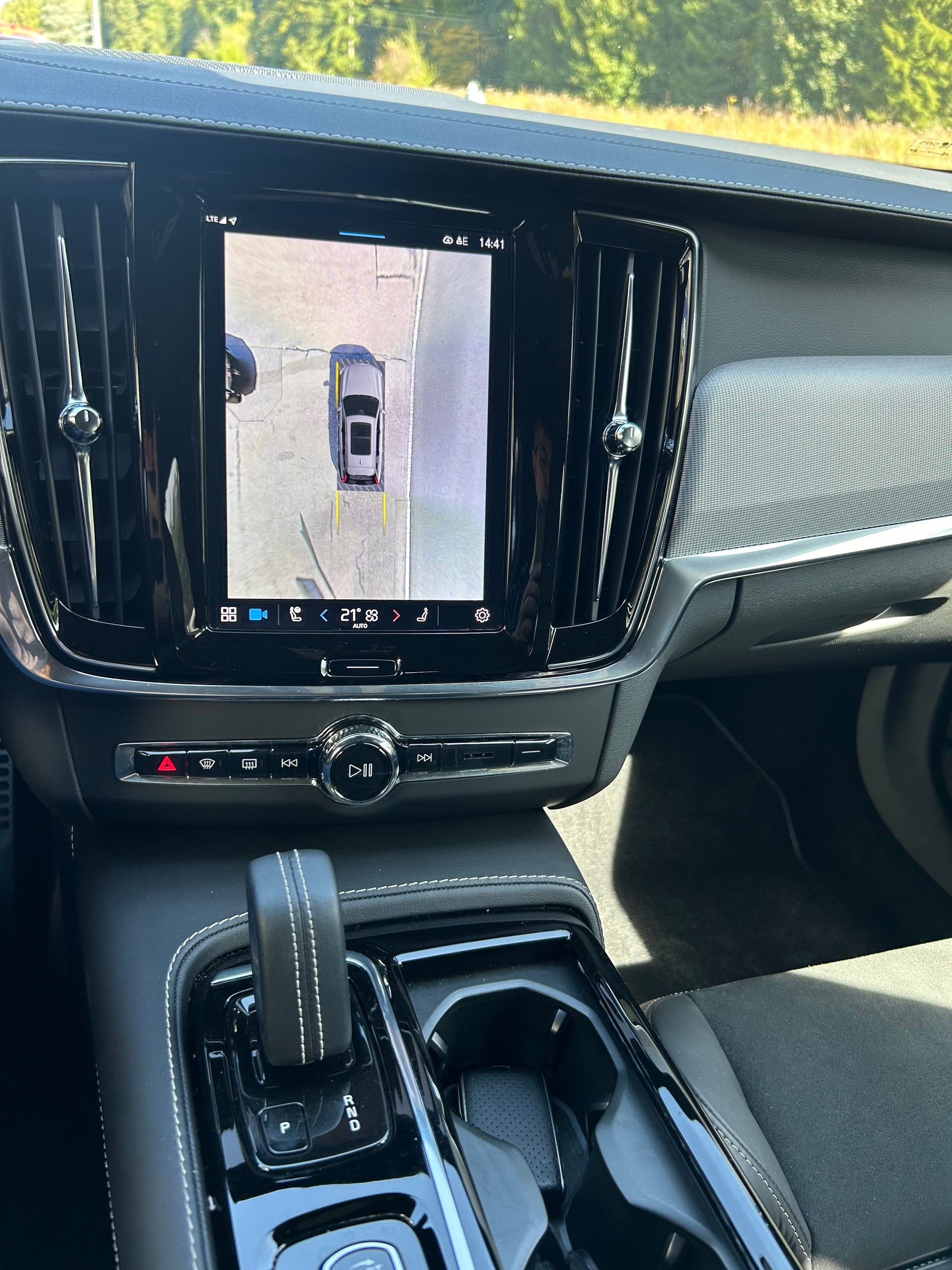 VOLVO V90 T8 eAWD Plug in Hybrid Plus Dark Geartronic-image-13