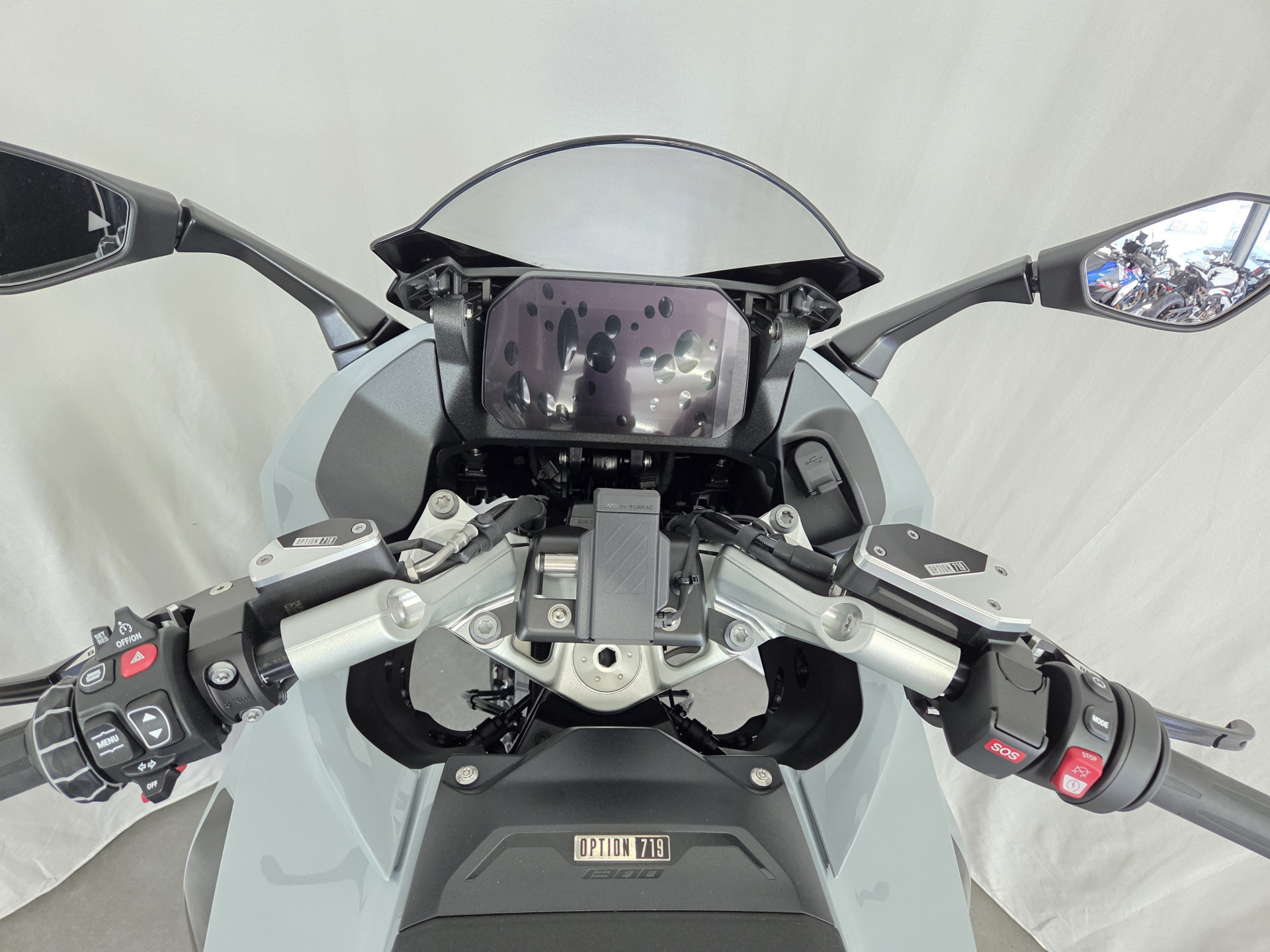 BMW R 1300 RS Boxer-Prämie CHF -1'500 für Verträge bis 30.09.26-image-4