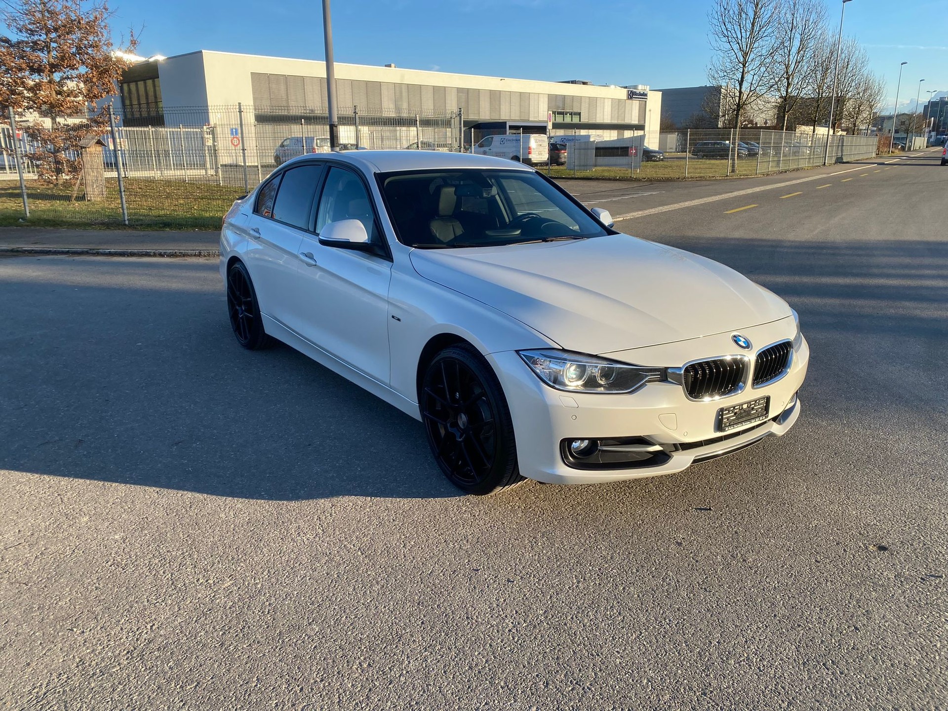 BMW 320d Steptronic-image-2