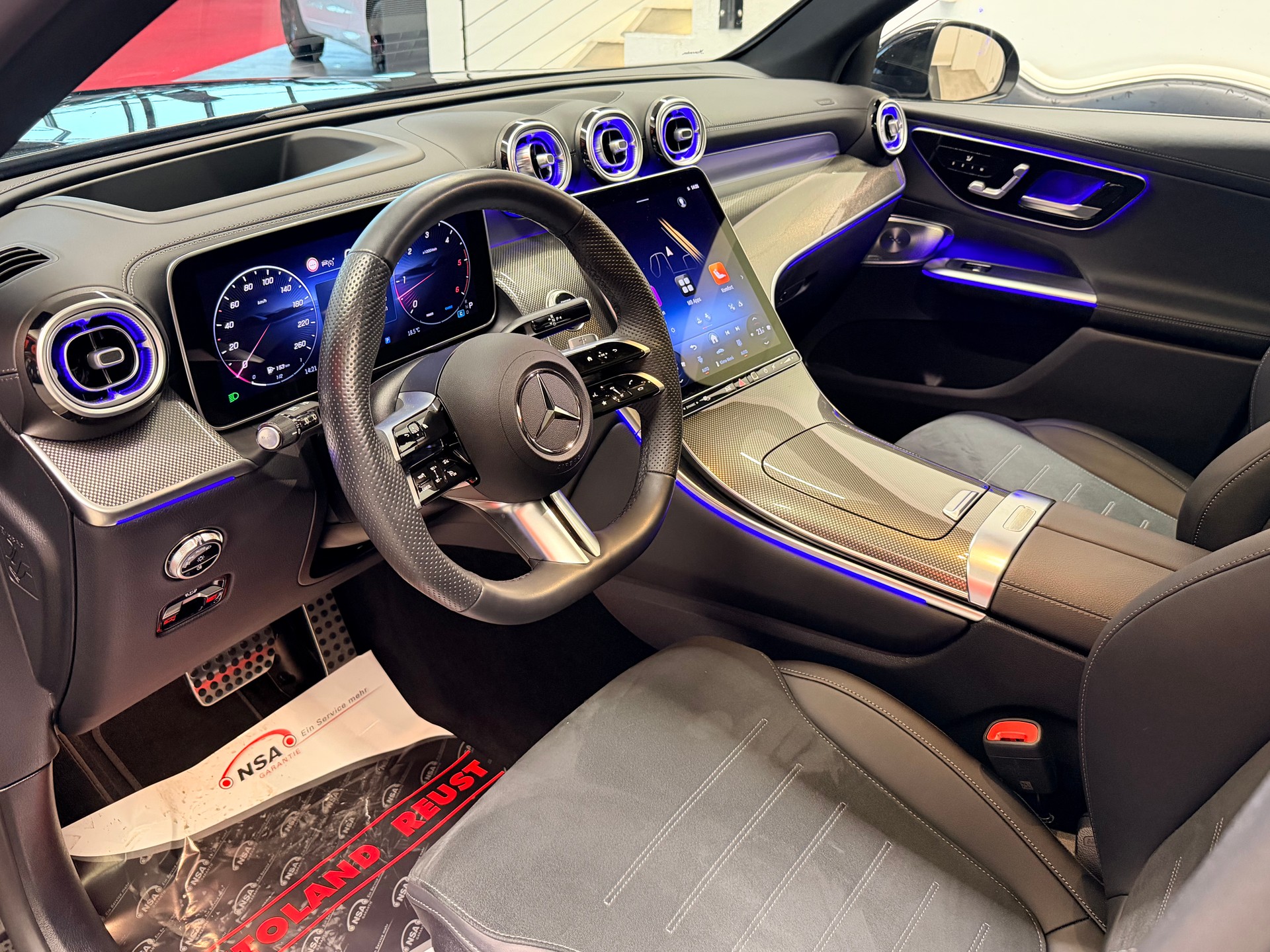 MERCEDES-BENZ GLC 450d 4Matic 9G-Tronic-image-9