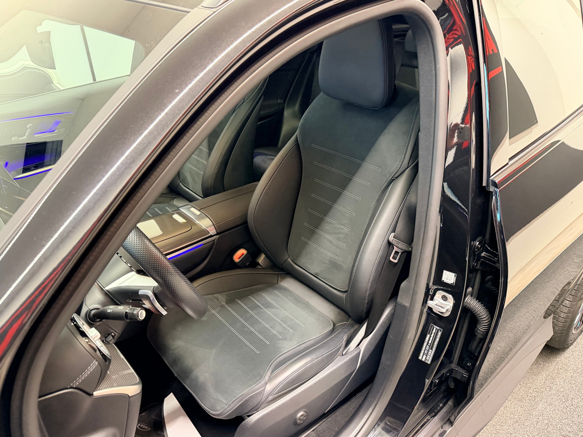 MERCEDES-BENZ GLC 450d 4Matic 9G-Tronic-image-14
