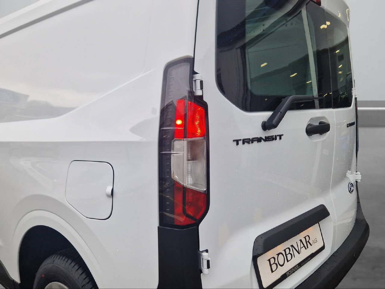 FORD Transit Courier Van 1.0 EcoBoost Trend-image-5