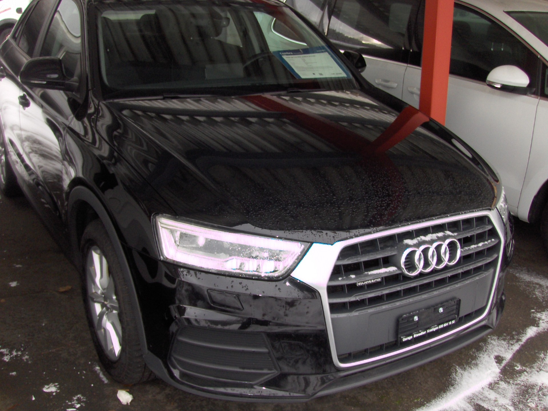 AUDI Q3 2.0 TFSI quattro S-tronic-image-1