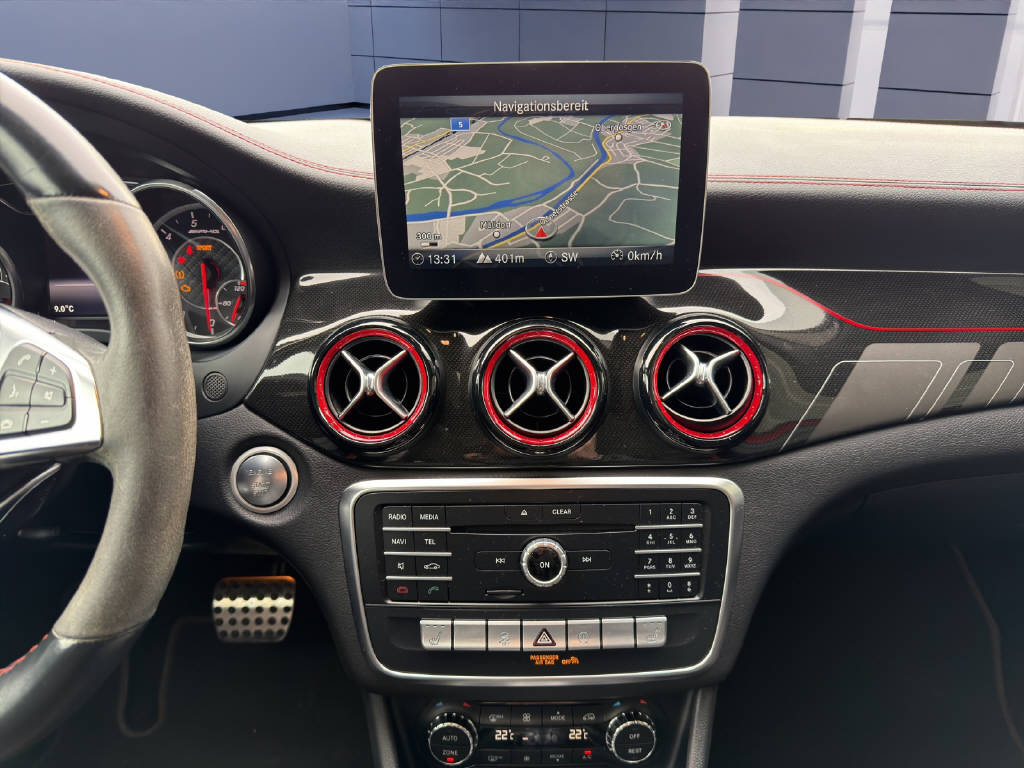 MERCEDES-BENZ GLA 45 AMG 4m-image-7