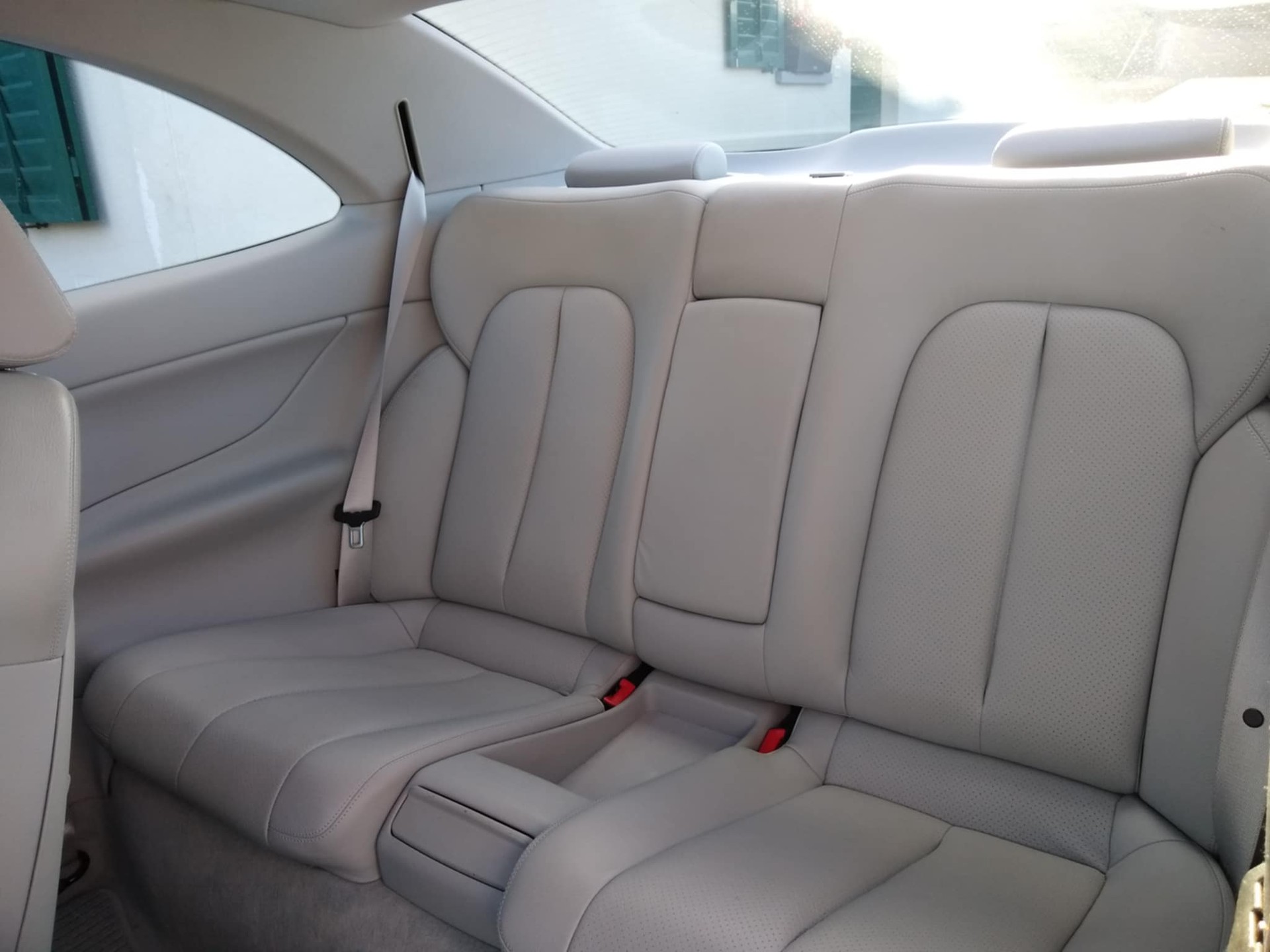 MERCEDES-BENZ CLK 320 Elégance Automatic-image-6