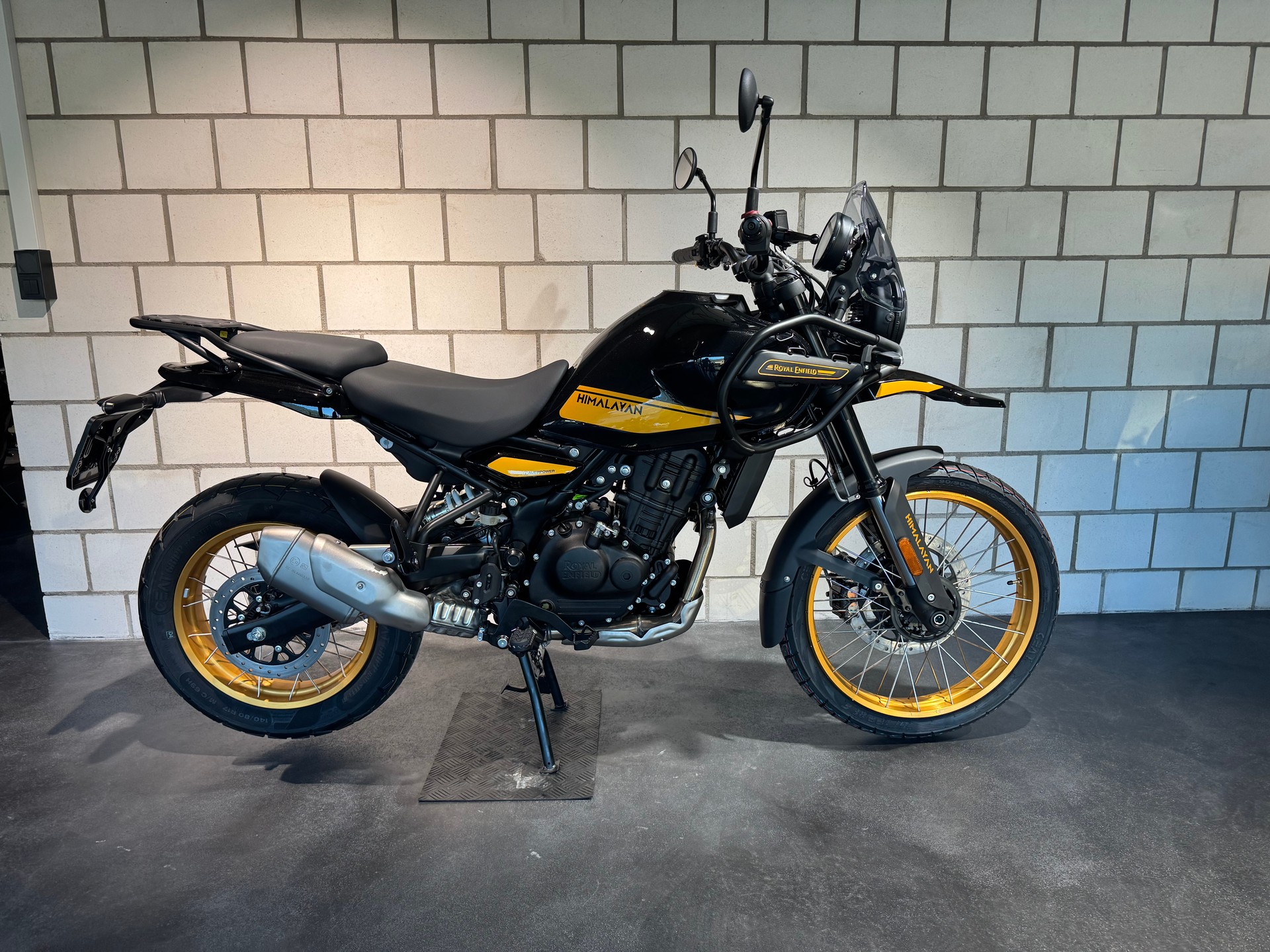 ROYAL ENFIELD Himalayan 452 Tubeless-image-1